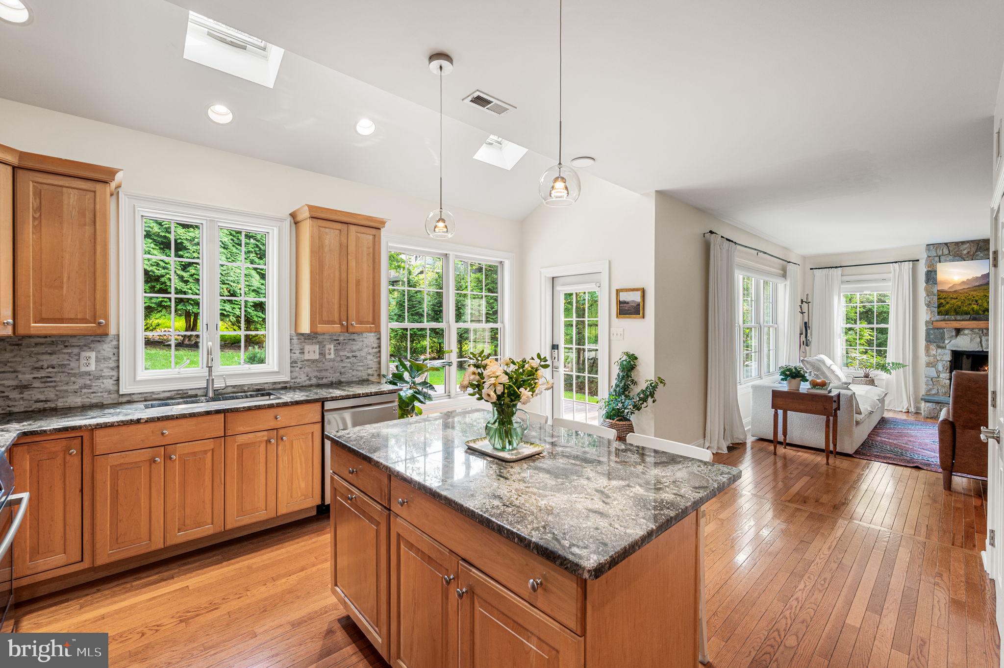 VALLEY HILLS - Residential