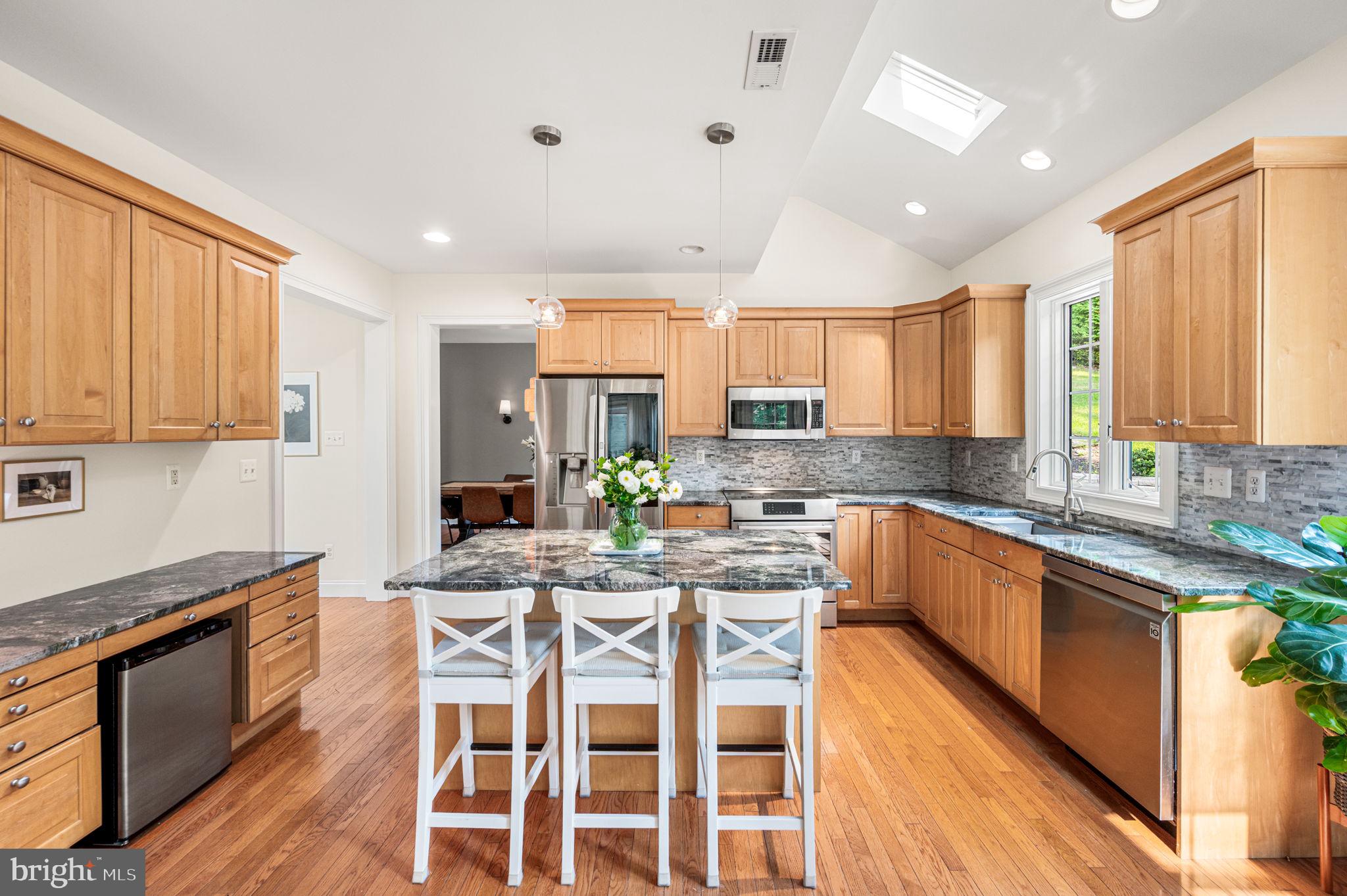 VALLEY HILLS - Residential