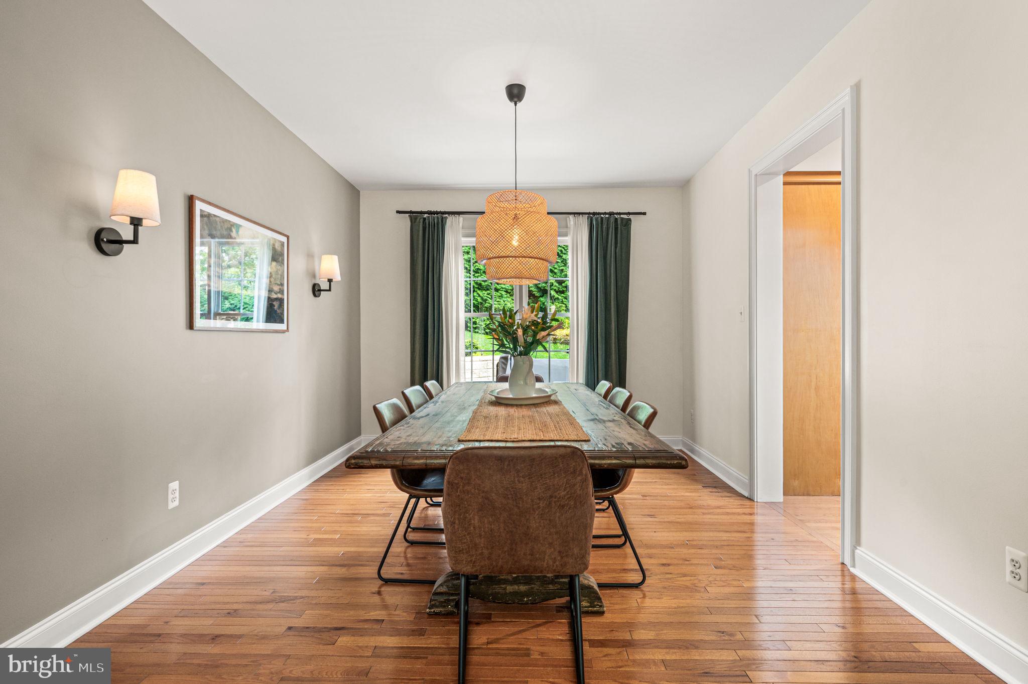 VALLEY HILLS - Residential