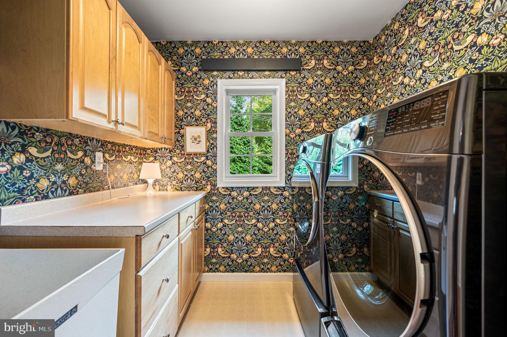 VALLEY HILLS - Residential