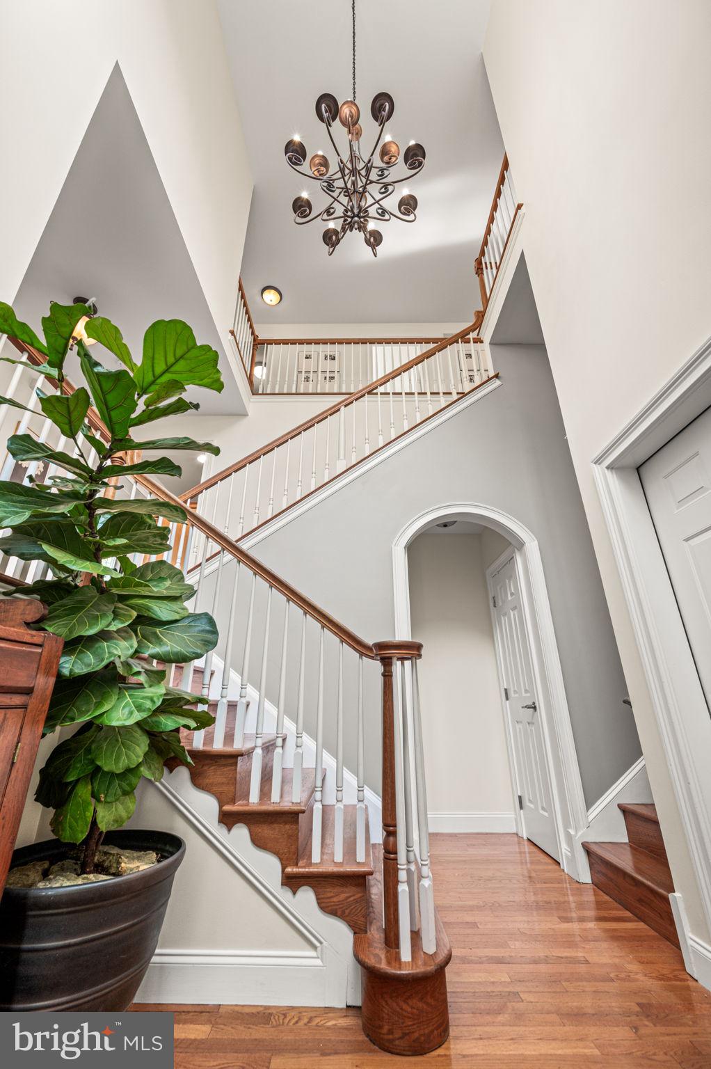 VALLEY HILLS - Residential