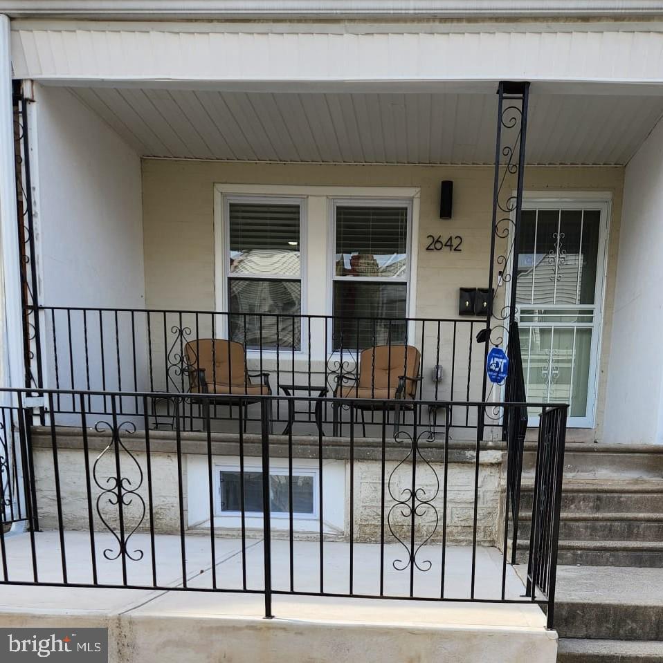 Welcome to your new home! This beautiful 2-bedroom, 1-bathroom home is a perfect blend of comfort, style, and convenience. Nestled in a tranquil neighborhood, this rental boasts an array of features that make it an ideal living space. The heart of the home, the kitchen is equipped with brand-new appliances that make meal preparation a joy , this kitchen has everything you need. No need to haul your laundry to a laundromat—this unit comes with an all-in-one washer/dryer for your convenience. Stay cool in the summer  with central air. Step outside to your private oasis—a beautiful backyard awaits. Perfect for entertaining or enjoying a quiet evening outdoors, this space is sure to become a favorite retreat.  
Don't miss the opportunity to live in a thoughtfully renovated, eco-friendly home with all the modern conveniences. Schedule a viewing today and make this gem your new home!