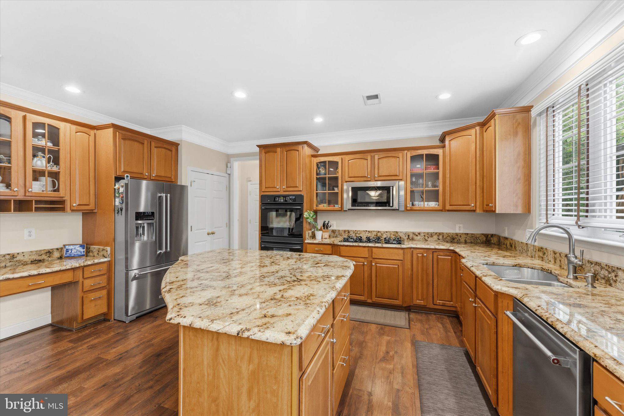ESTATES AT BREYERTON - Residential