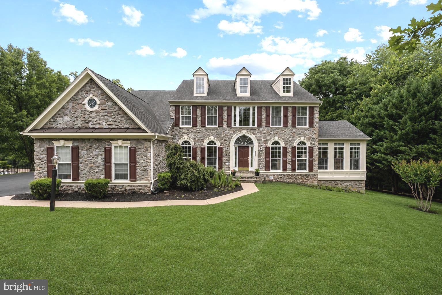 ESTATES AT BREYERTON - Residential