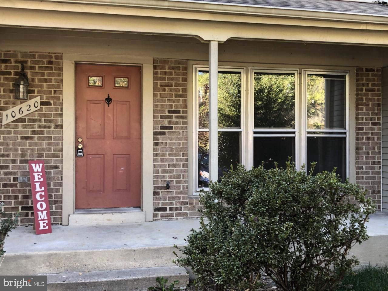 First Time home buyers, this spacious townhouse features 3 bedrooms and 2.5 bathrooms, perfect for those looking for a comfortable and convenient living space. The finished basement provides extra room for storage or entertainment, while the fenced rear yard offers privacy and outdoor space for relaxation looking at lake view. This townhouse is move-in ready and waiting for you to make it your own. New Roof 2024, New Solar Panels 2024, New light fixtures throughout 2025. New sink faucets 2025 New Carpet in basement 2021.
This home is in a great location making it easy to get to everything including I-95, commuter lots, VRE, shopping, restaurants and much more!

New Photos coming what's posted is stock photos