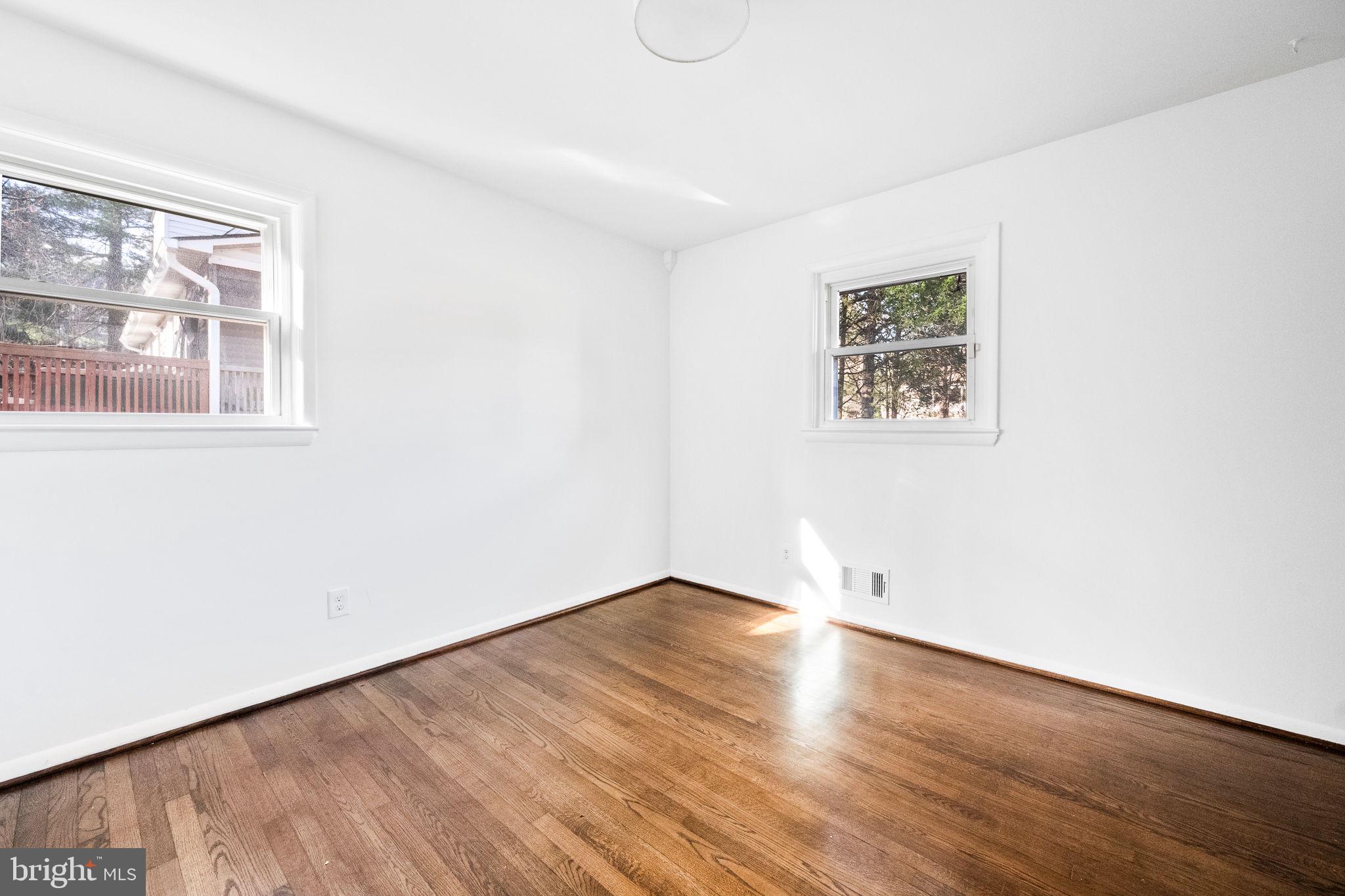 HILLBROOK - Residential