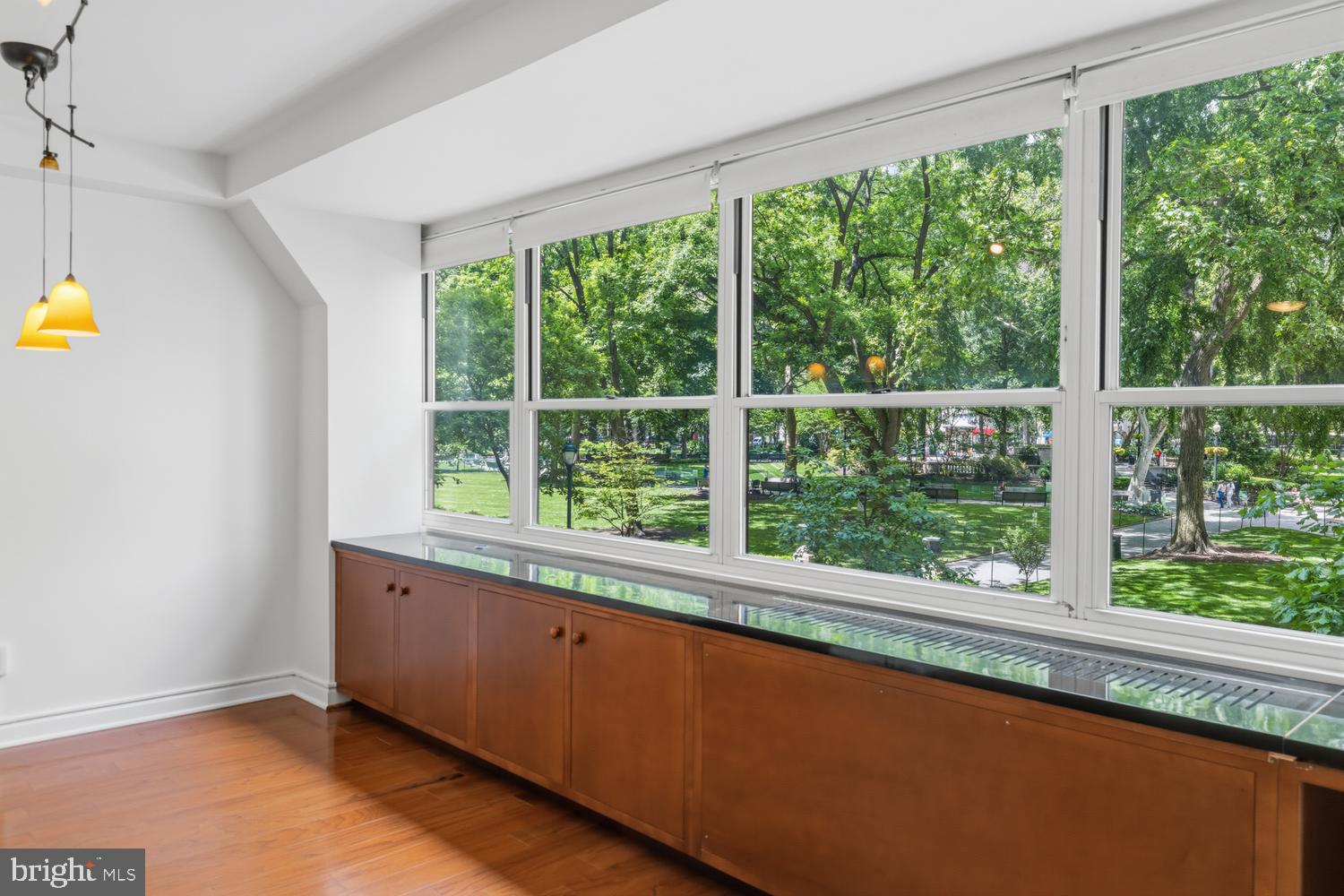 RITTENHOUSE SQUARE - Residential