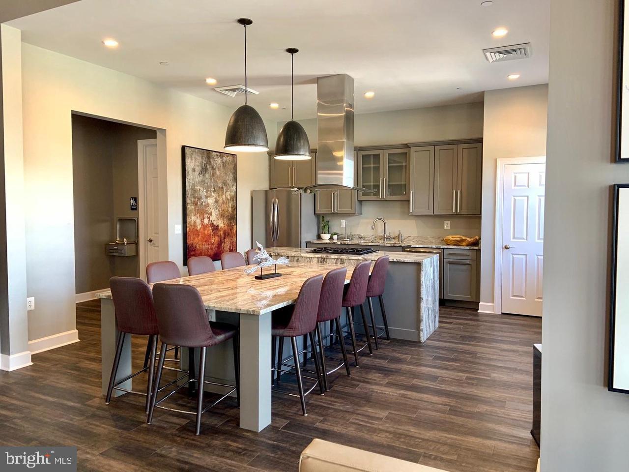 WESTVIEW SOUTH - Residential Lease