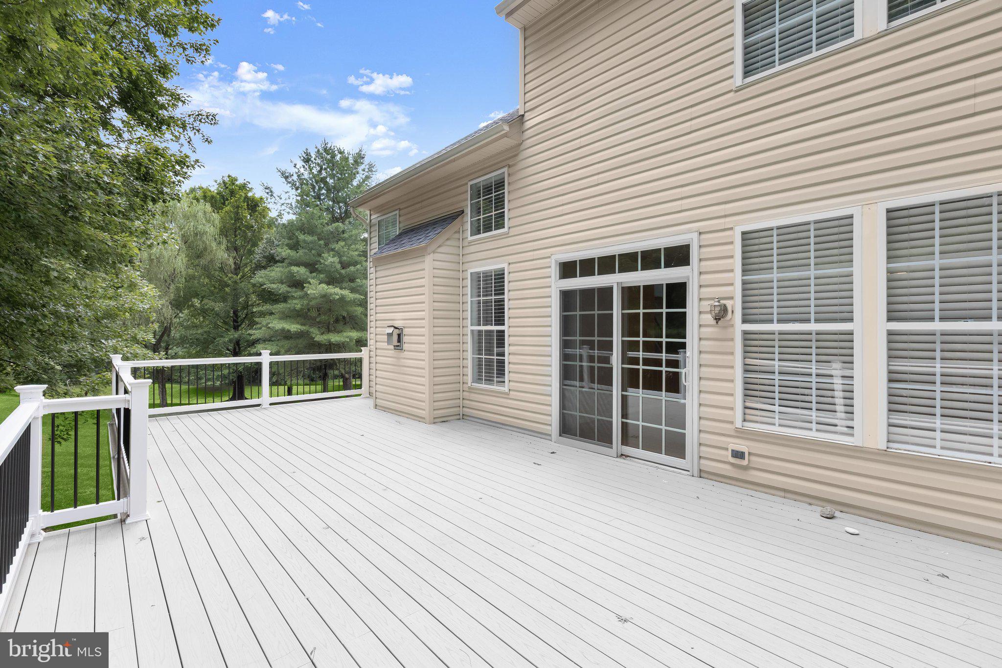 VILLAGE OF RIVER HILL - Residential