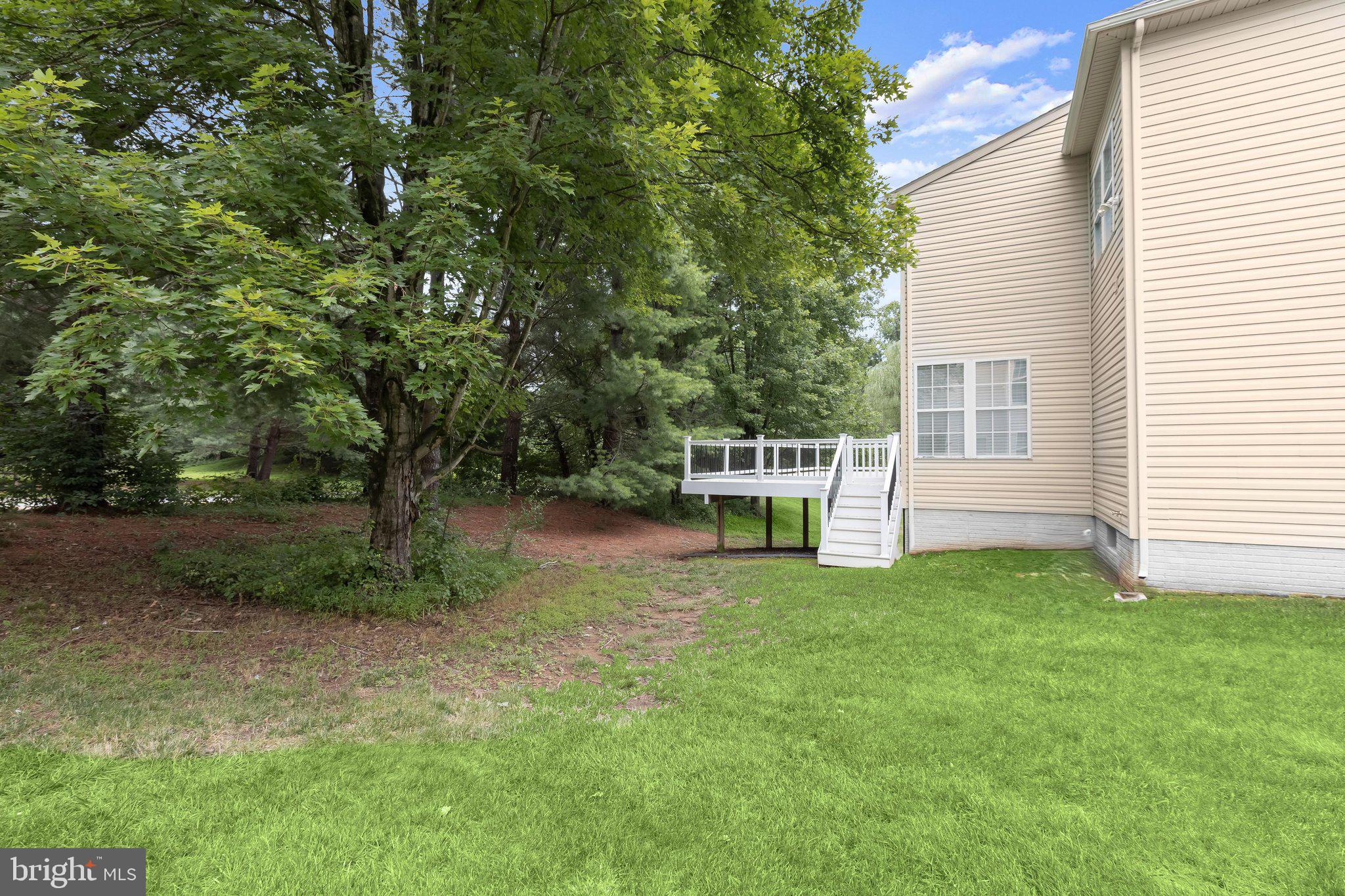 VILLAGE OF RIVER HILL - Residential