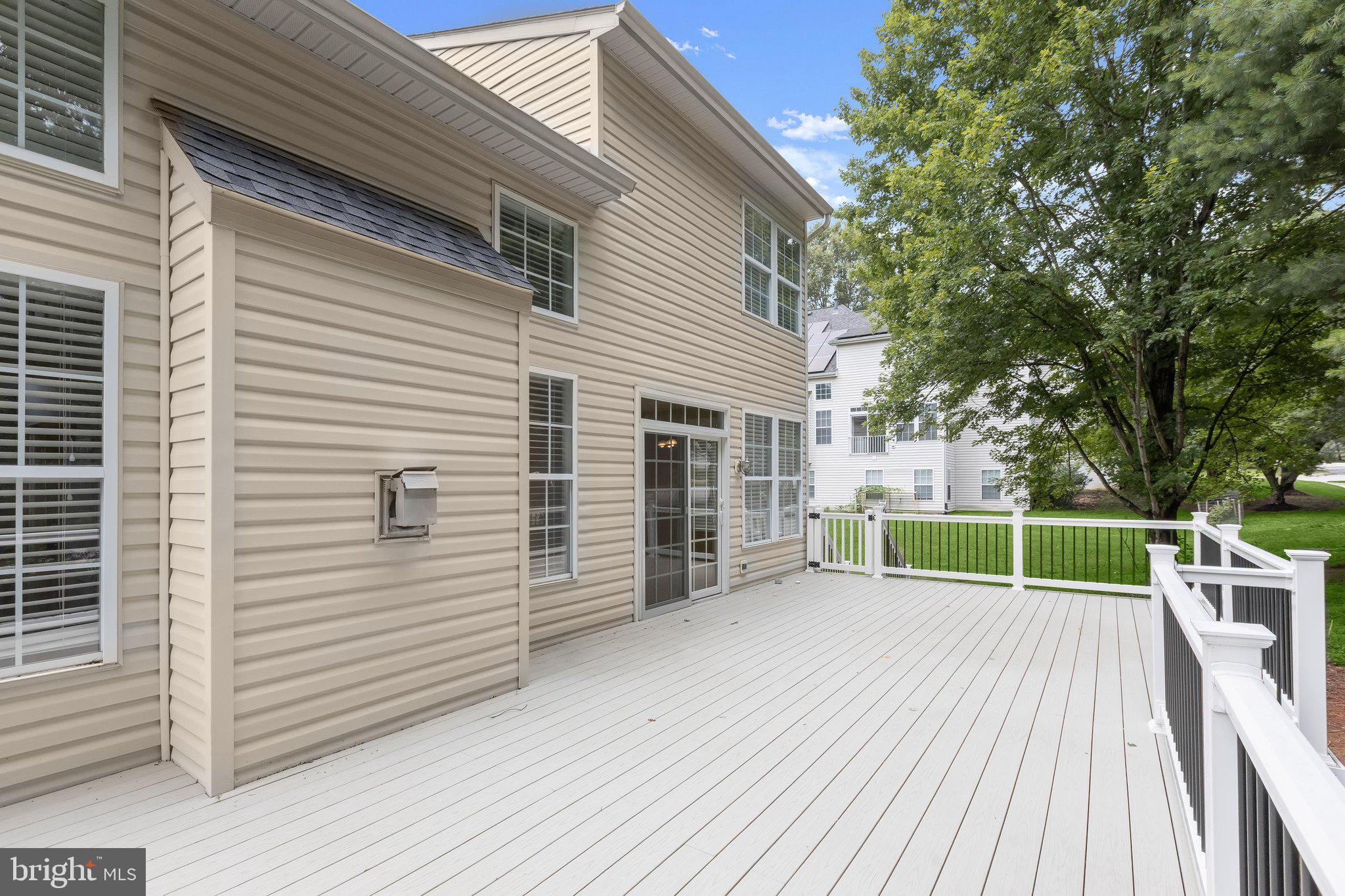 VILLAGE OF RIVER HILL - Residential