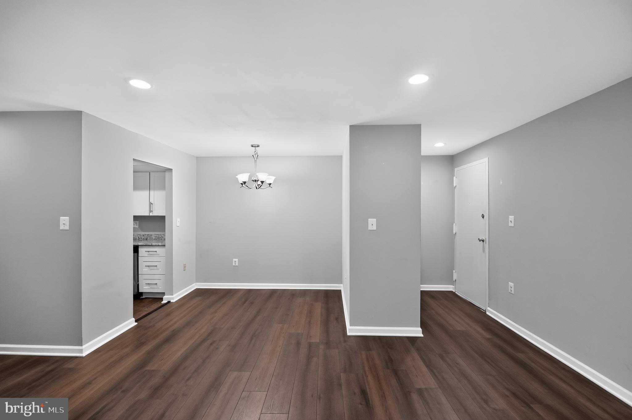 FAIRFAX WEST - Residential