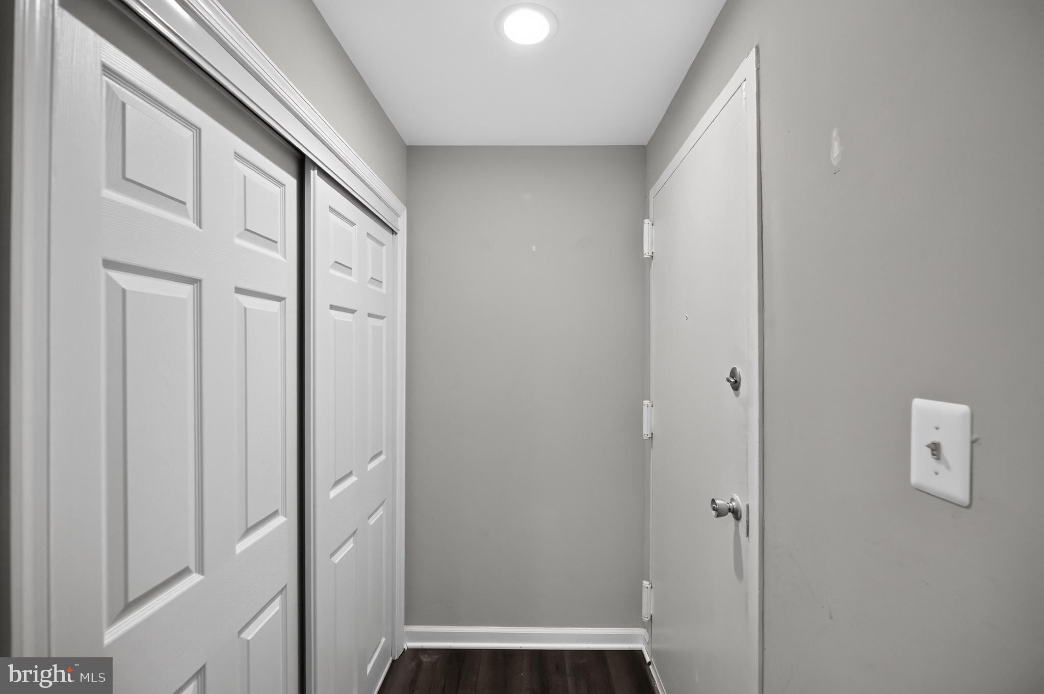FAIRFAX WEST - Residential