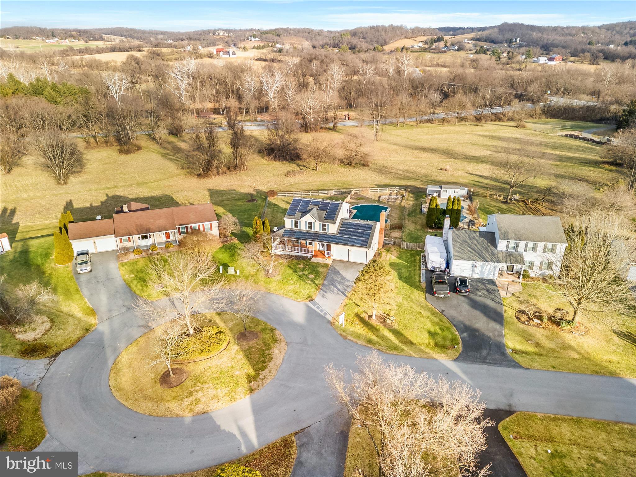BUCKINGHAM HILLS - Residential