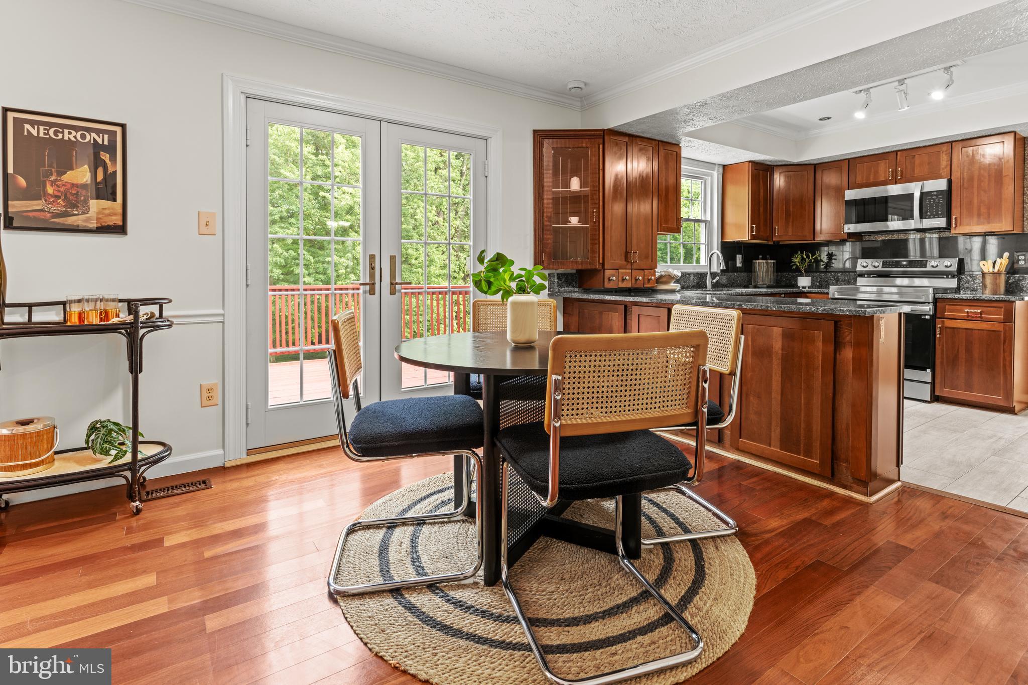 CHESTNUT FARMS - Residential