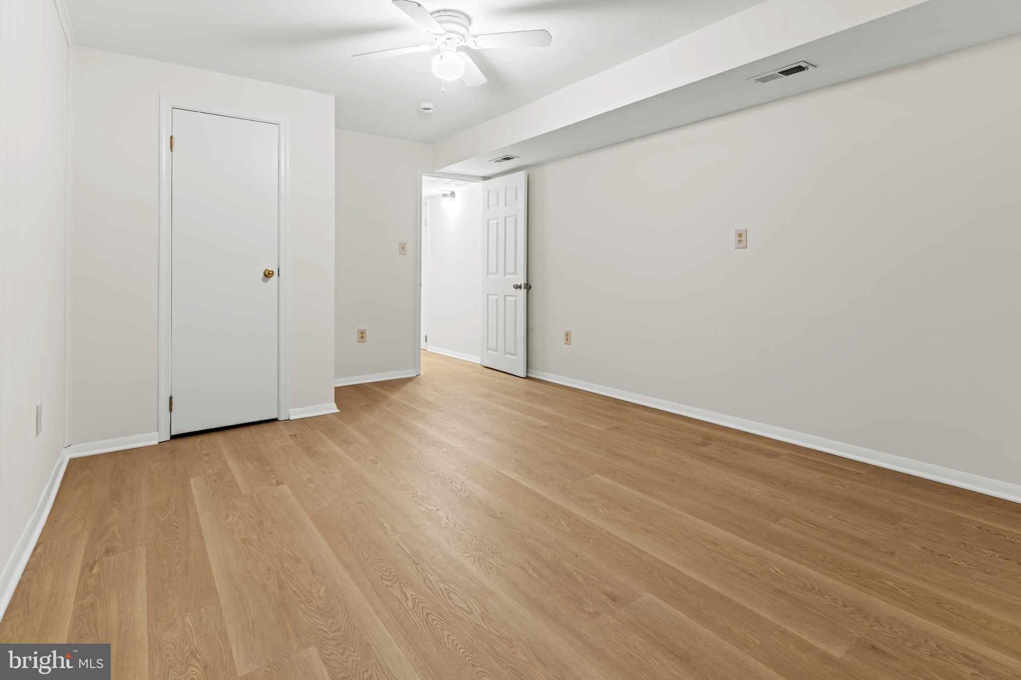 CHESTNUT FARMS - Residential
