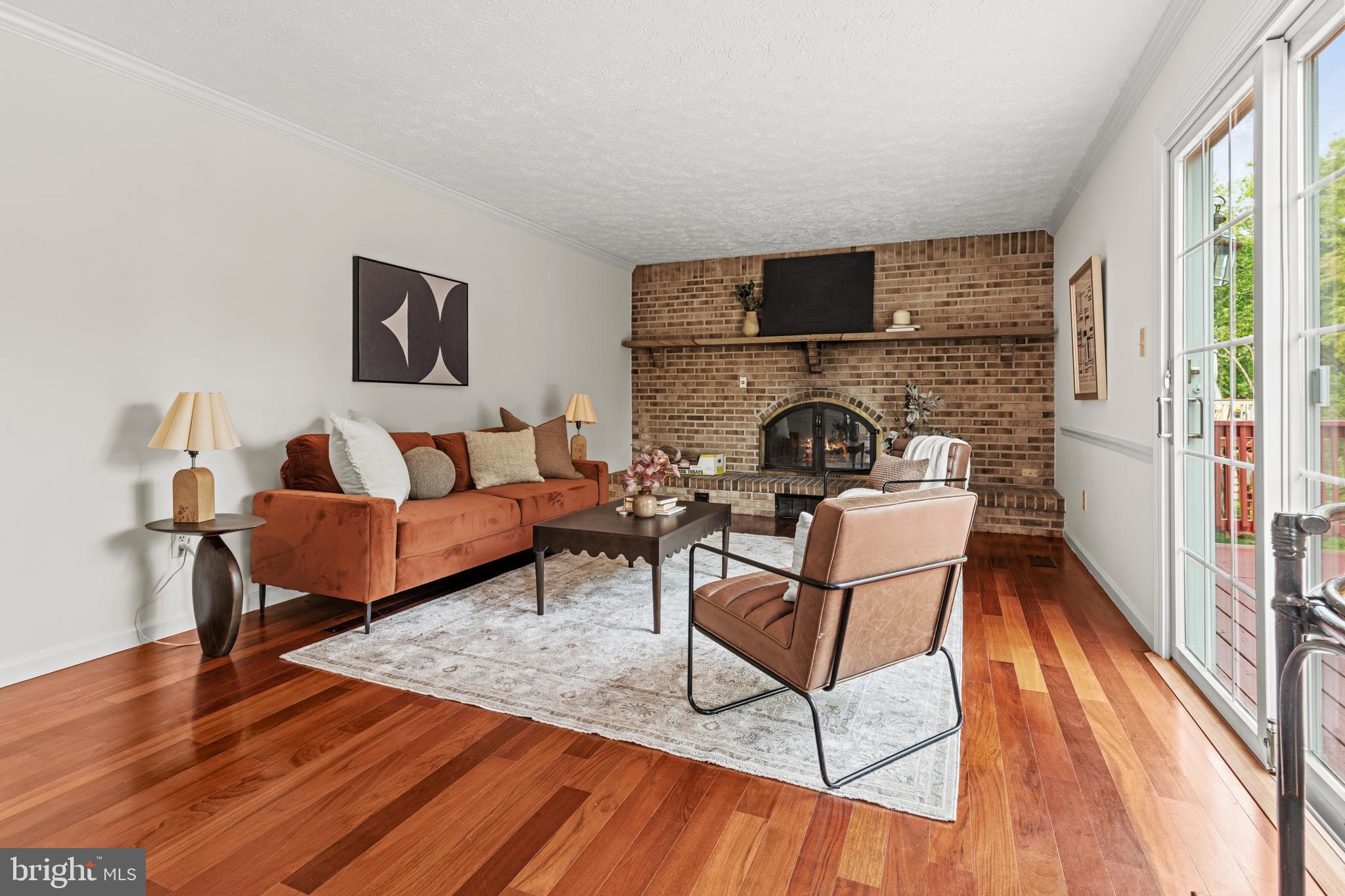 CHESTNUT FARMS - Residential