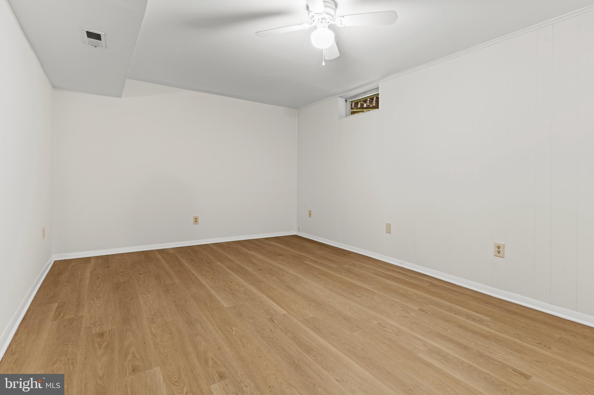 CHESTNUT FARMS - Residential