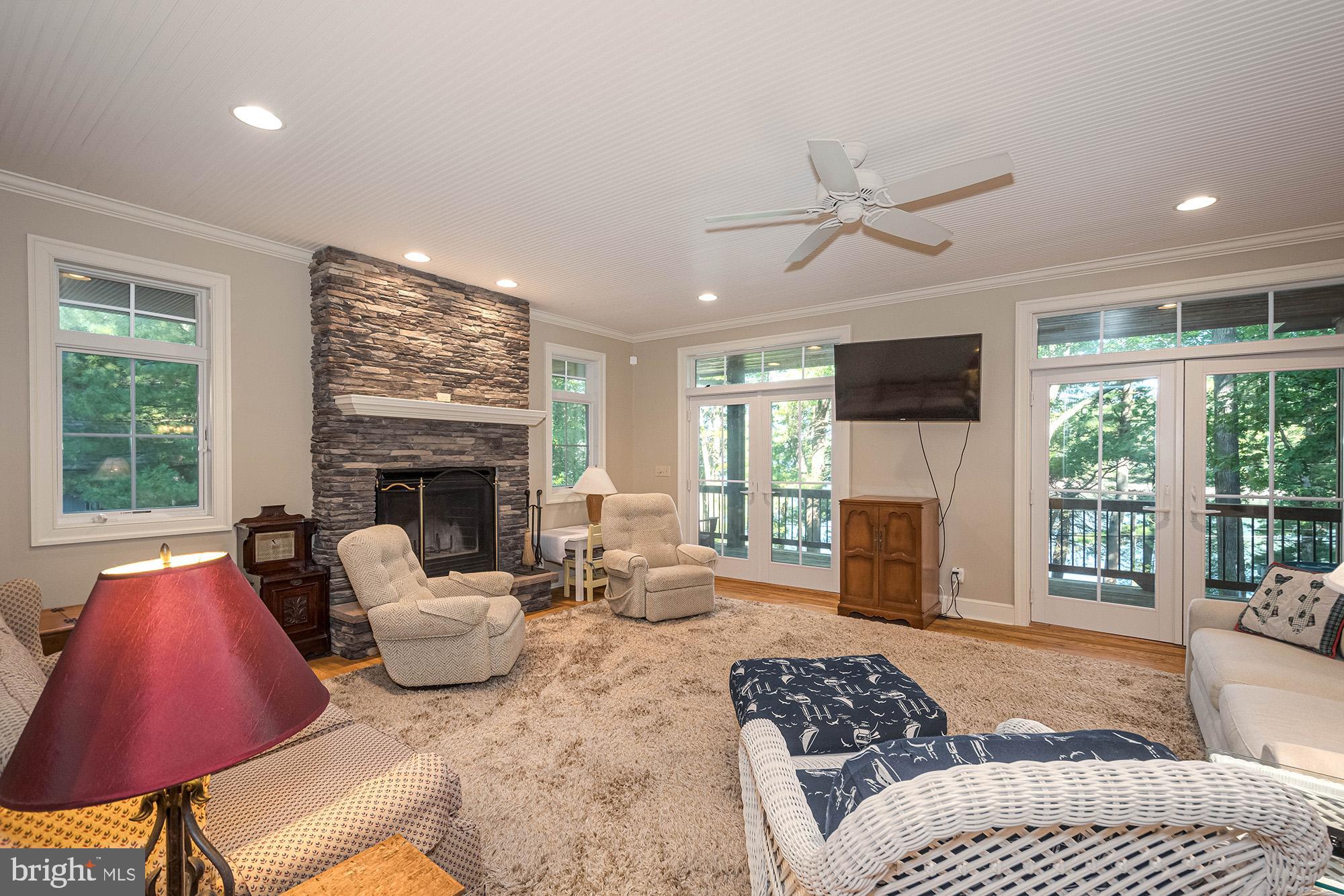 STATE PARK ROAD - Residential