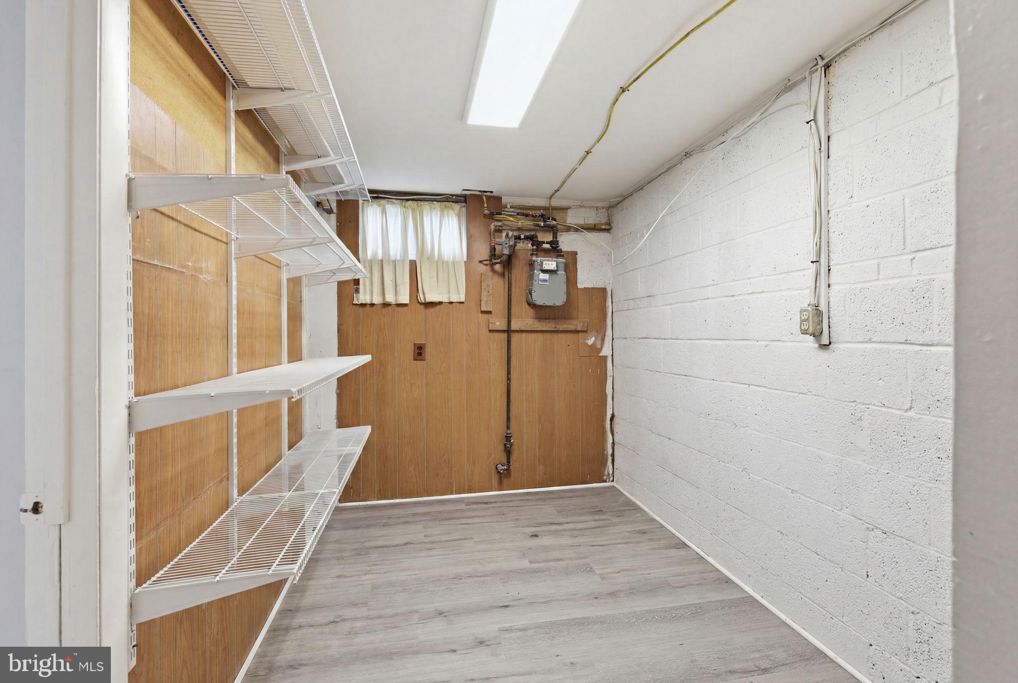 EDSALL PARK - Residential