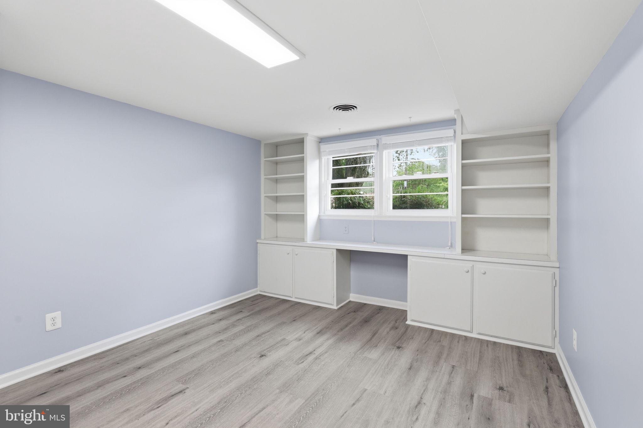 EDSALL PARK - Residential