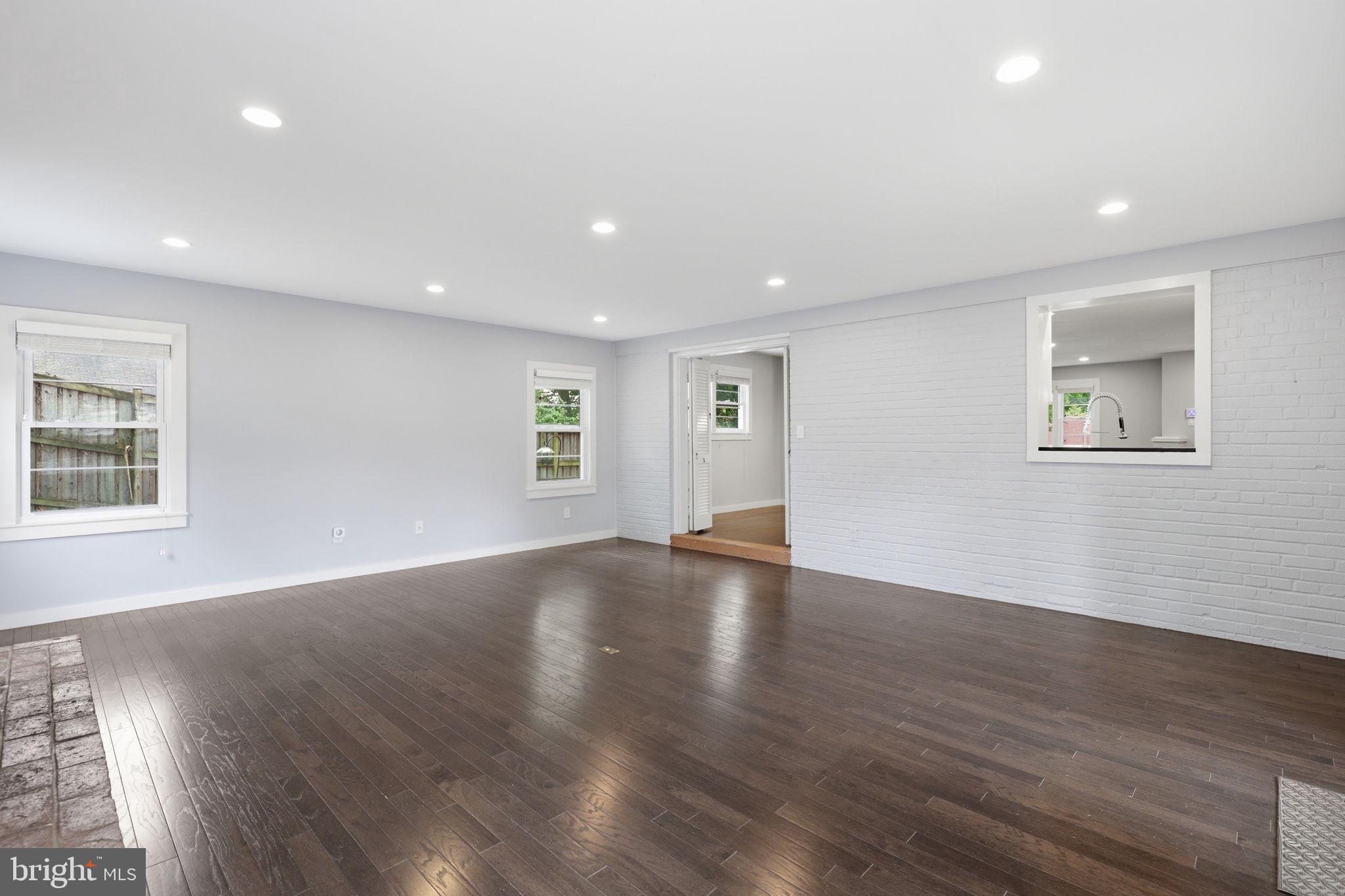 EDSALL PARK - Residential