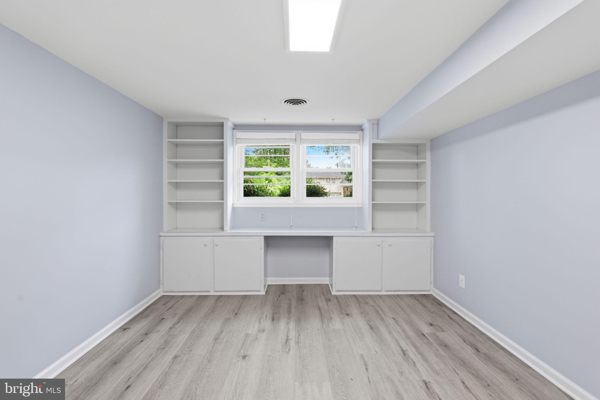 EDSALL PARK - Residential