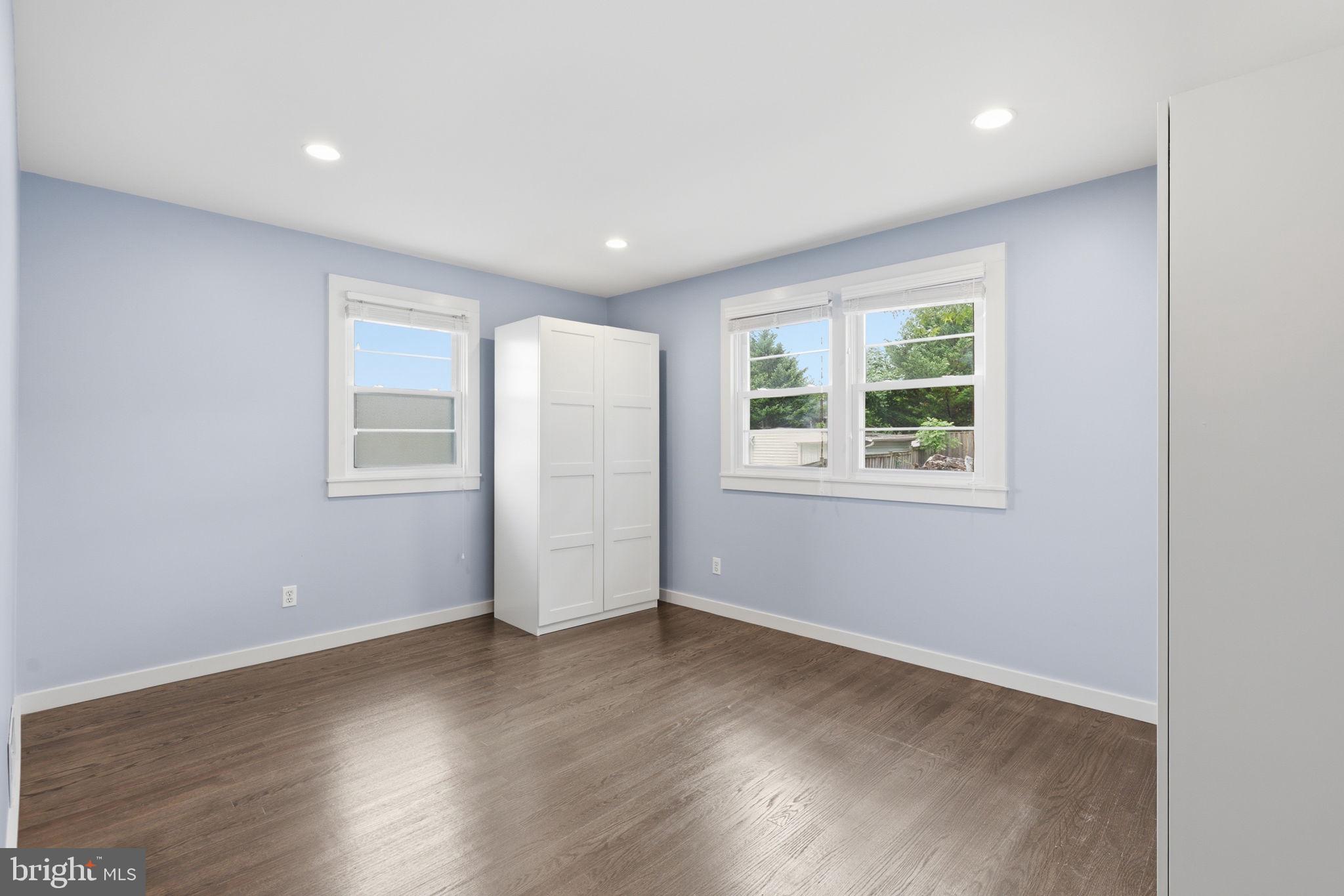 EDSALL PARK - Residential