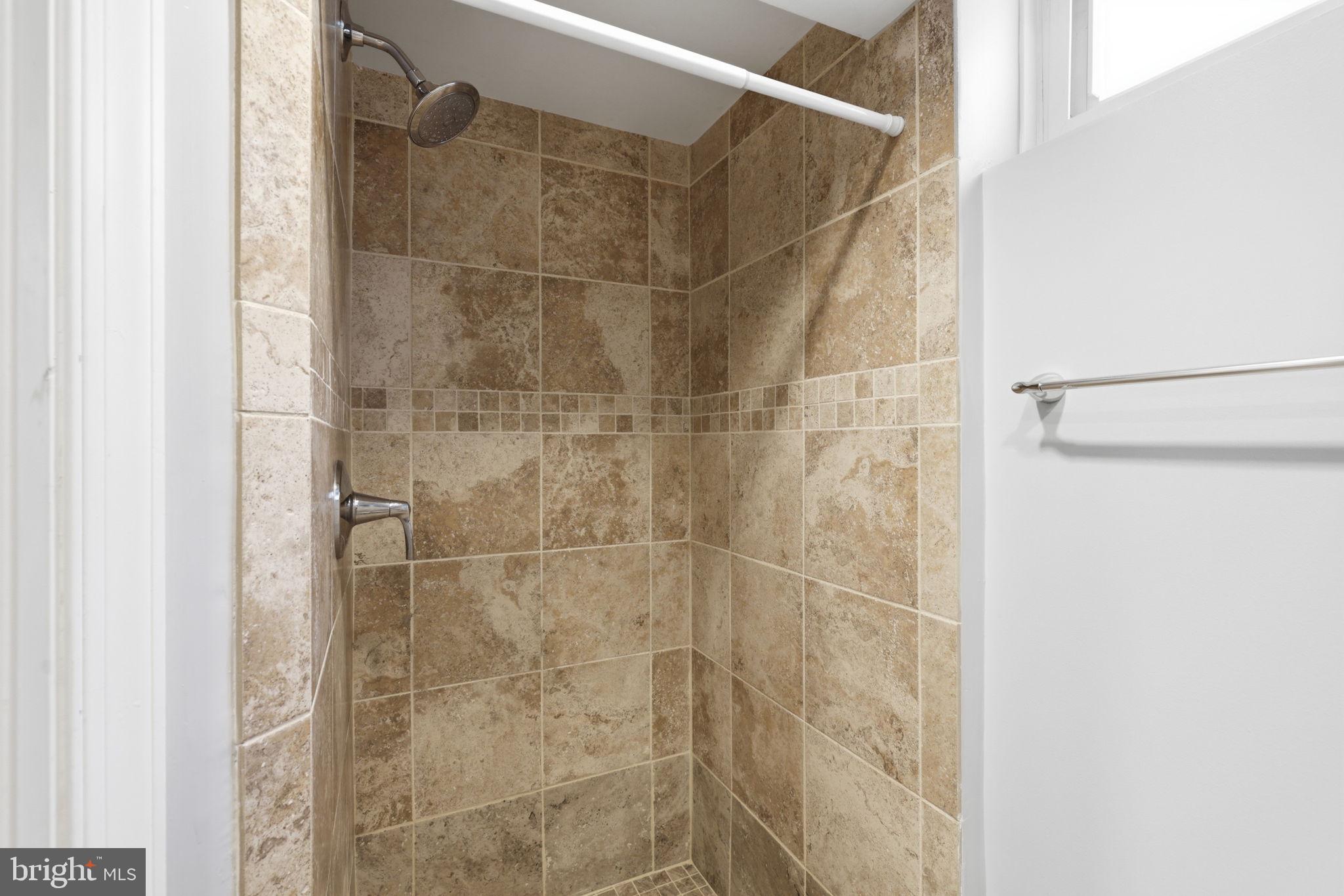 EDSALL PARK - Residential