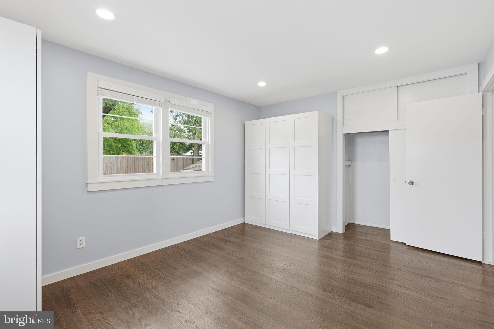 EDSALL PARK - Residential