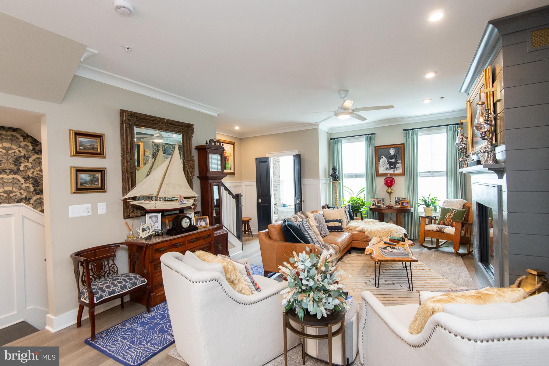 DEEP HARBOR - Residential