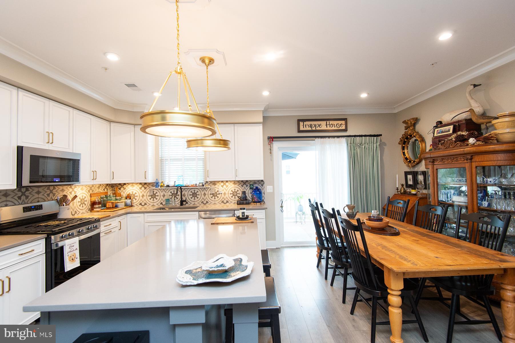 DEEP HARBOR - Residential