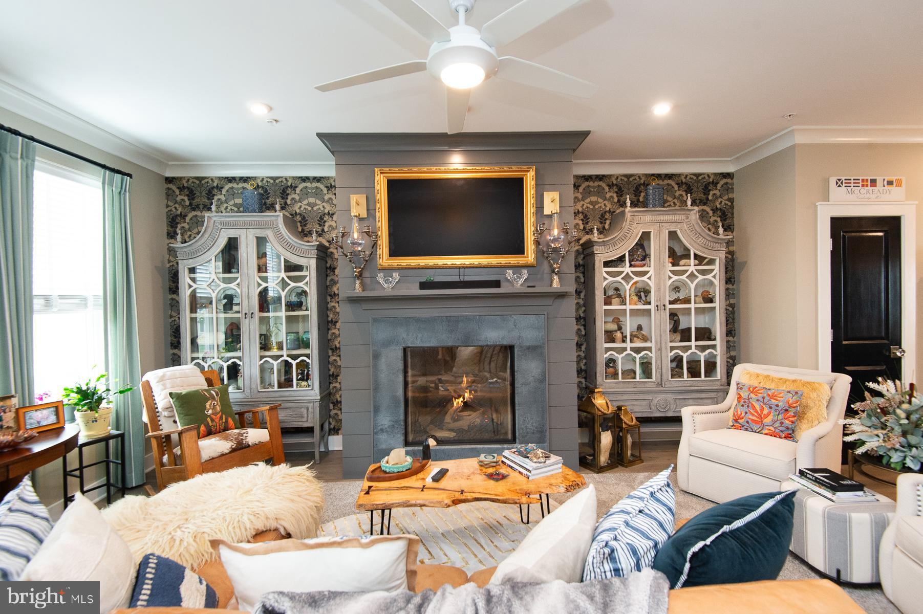 DEEP HARBOR - Residential