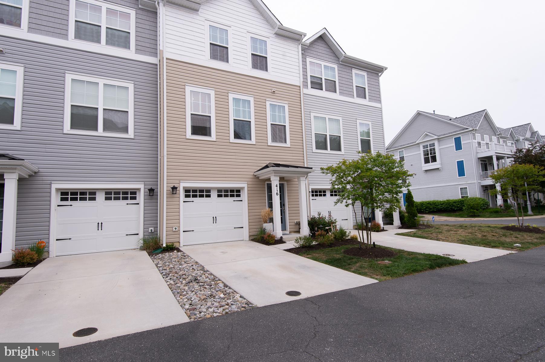 DEEP HARBOR - Residential