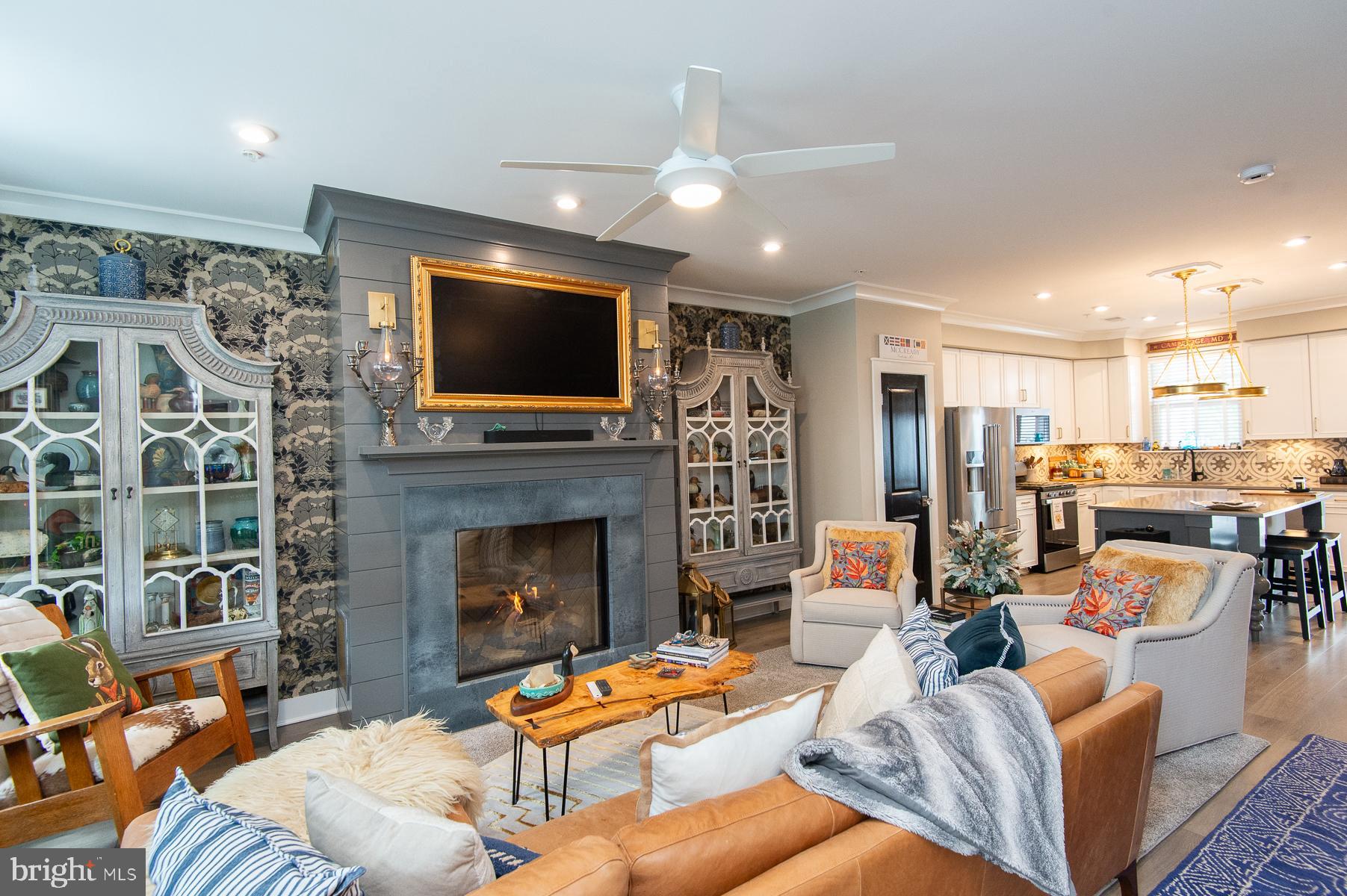 DEEP HARBOR - Residential