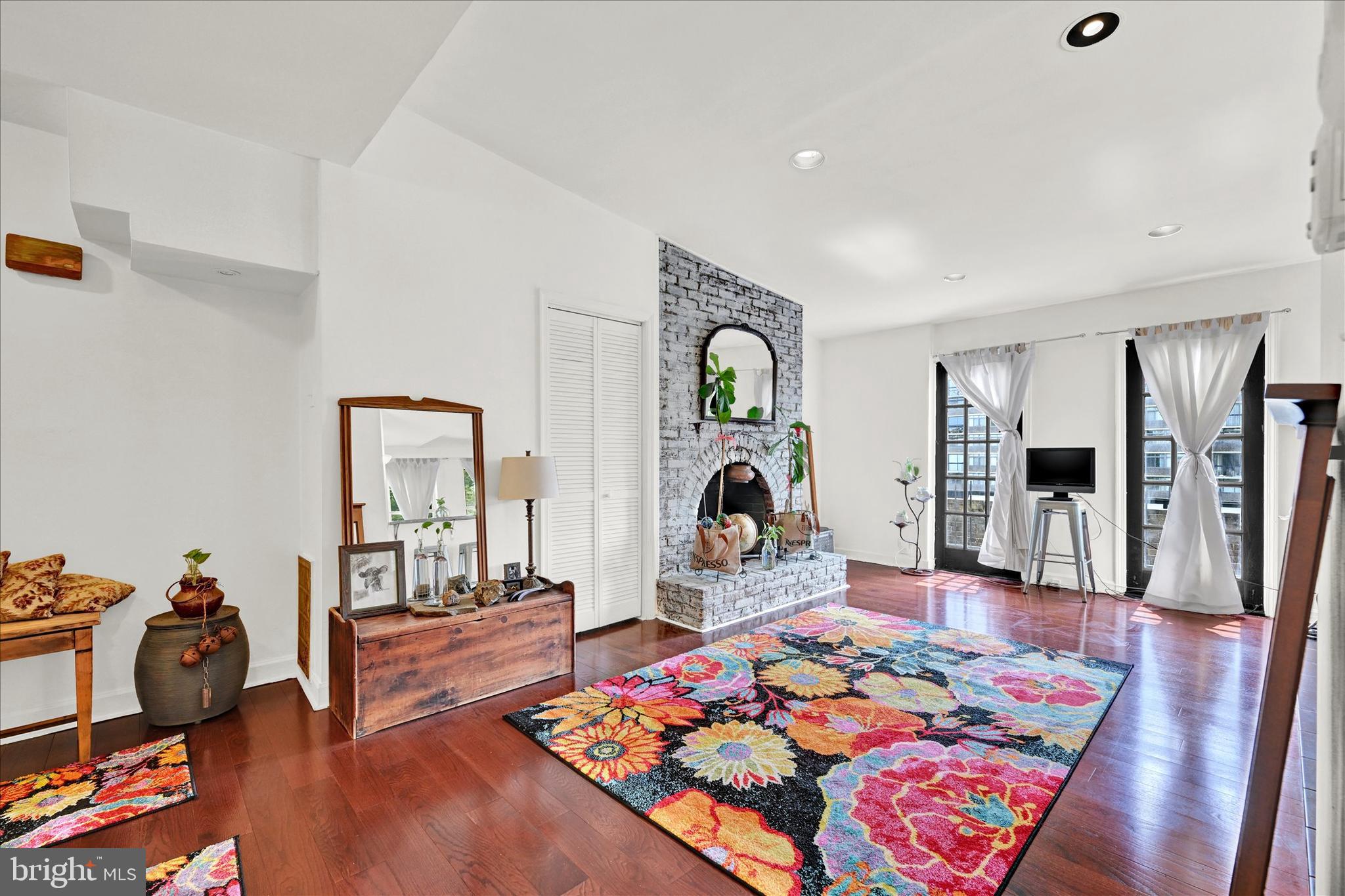 BOLTON HILL HISTORIC DISTRICT - Residential