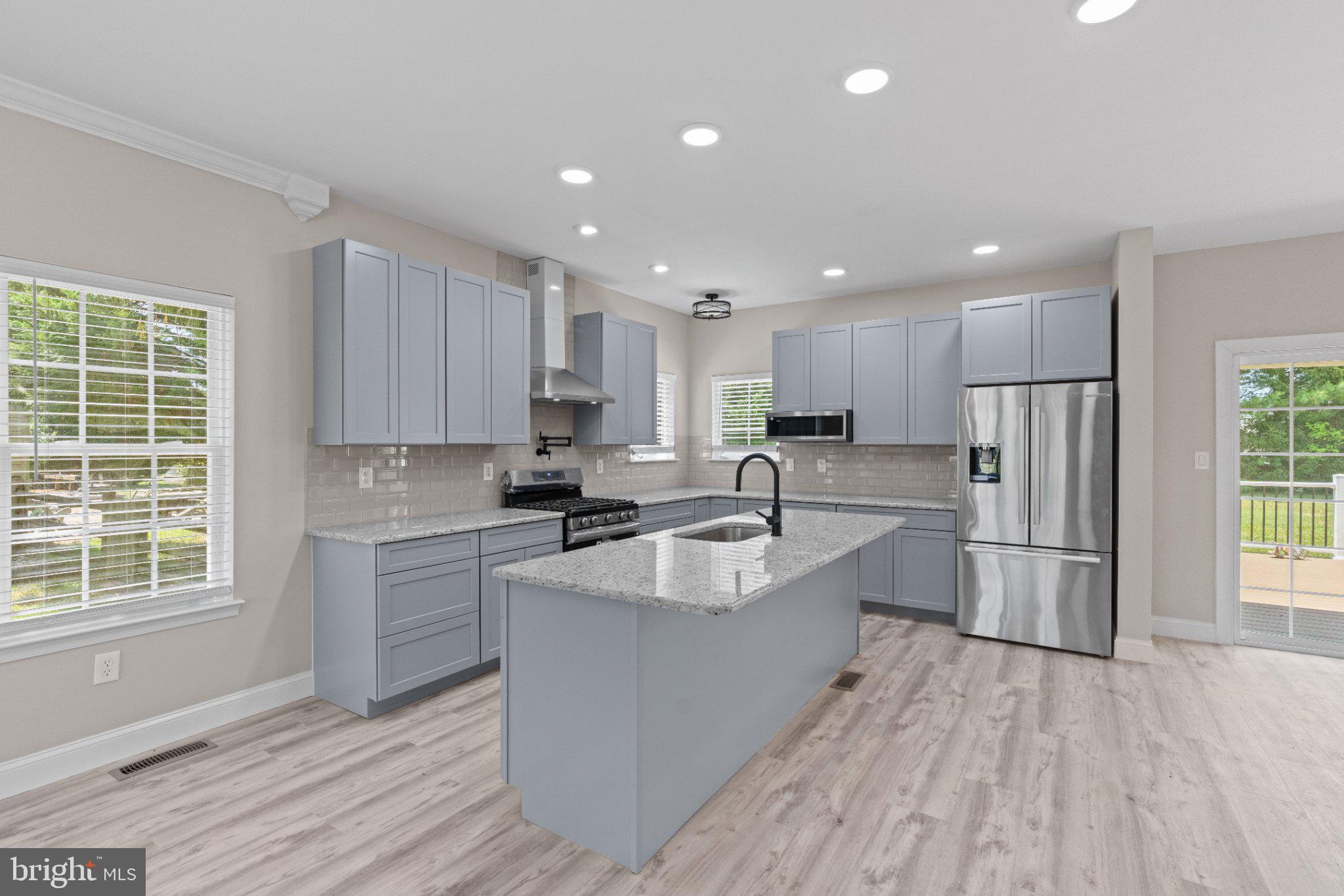 STONEFIELD - Residential