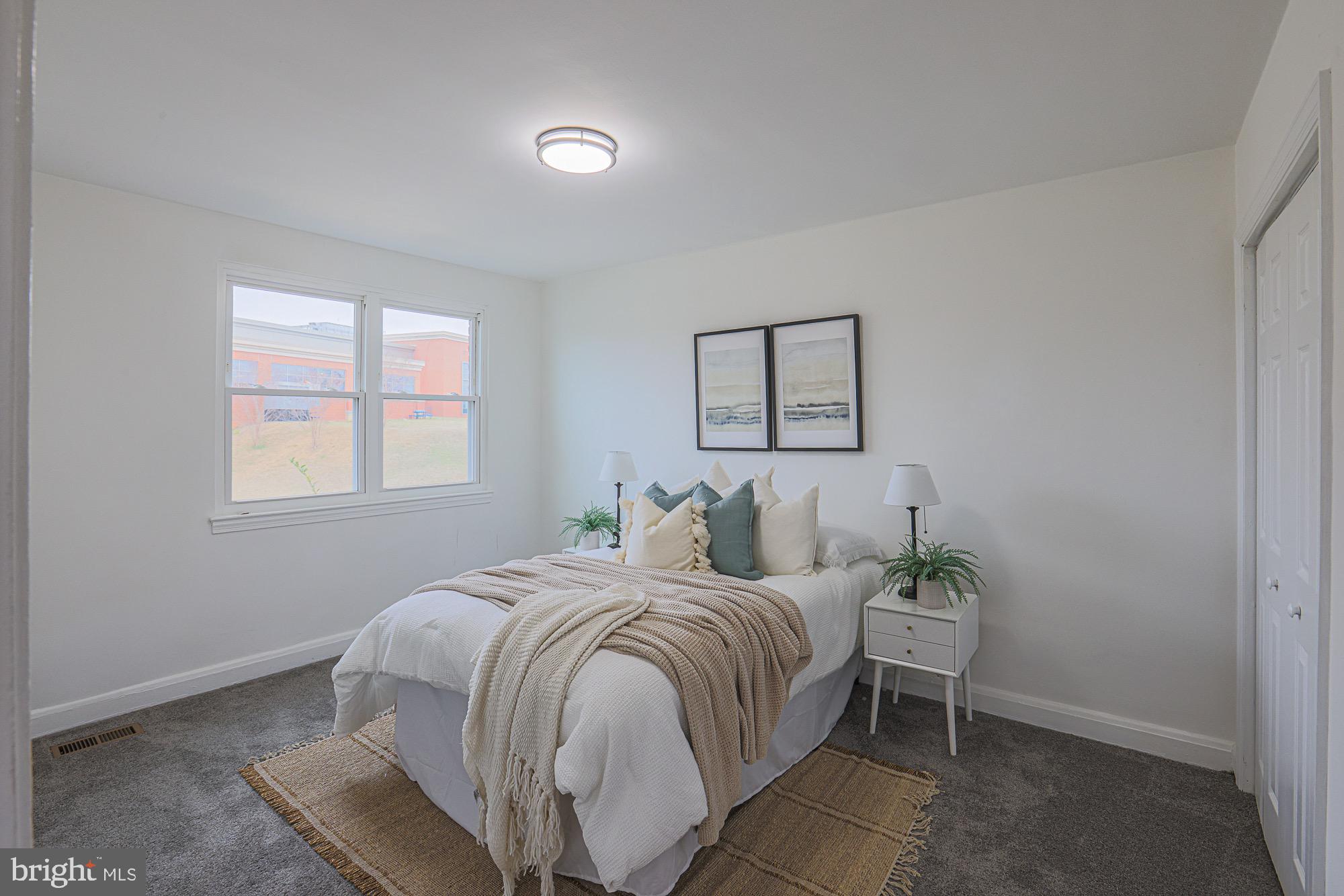 RAMBLEWOOD - Residential