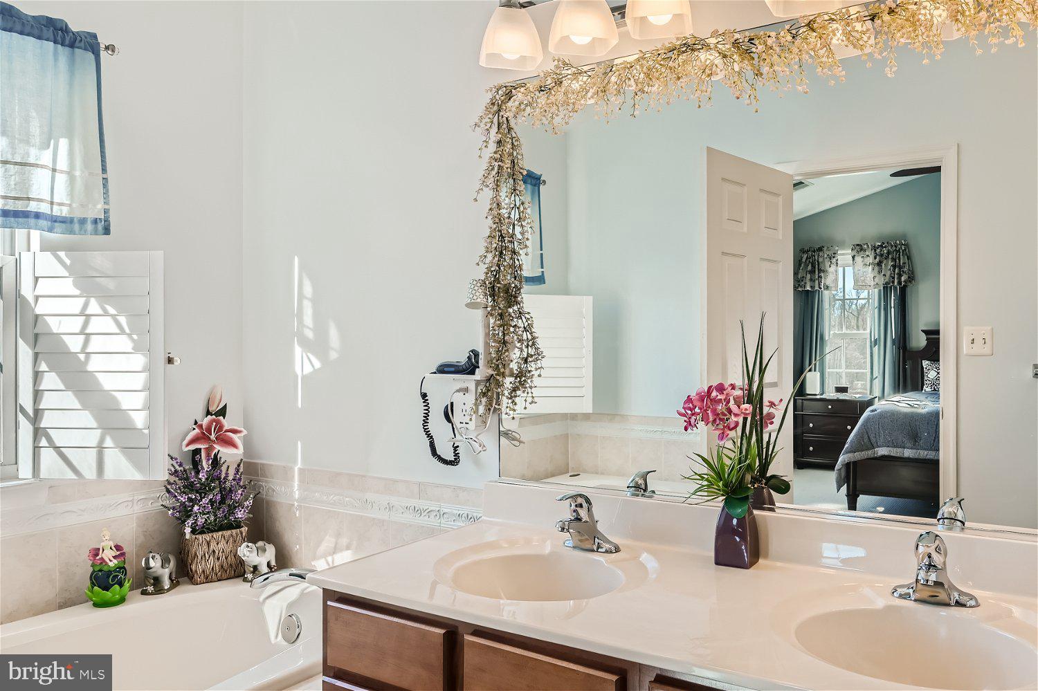 EAGLES LANDING AT WATERS EDGE - Residential