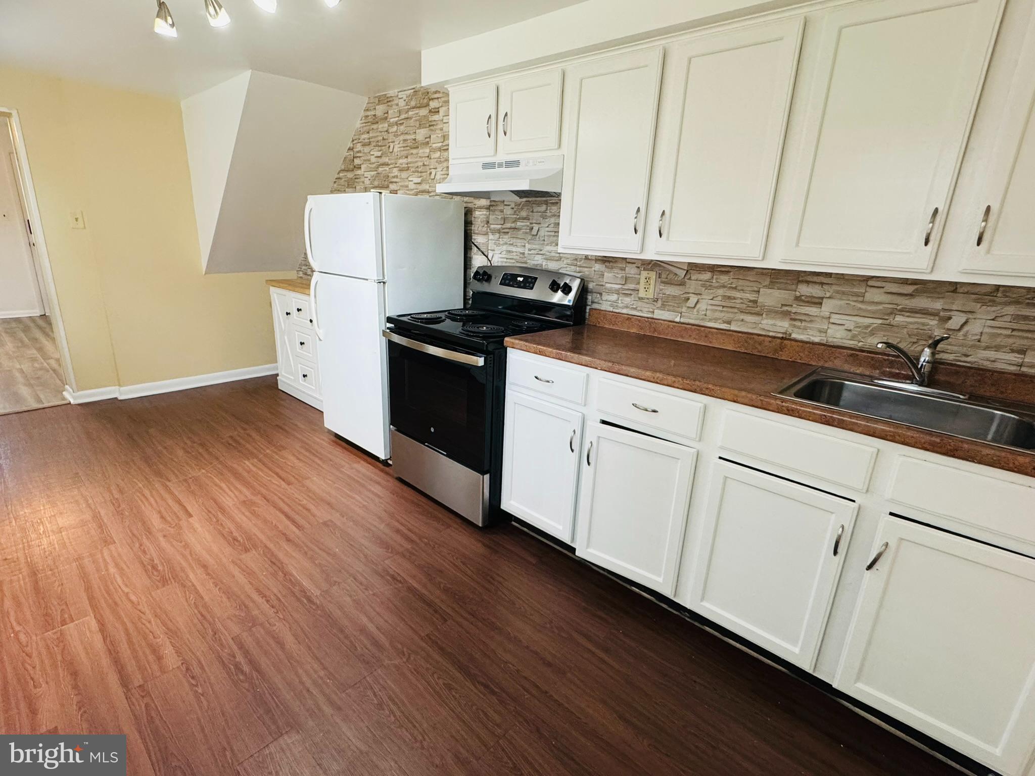 CARROLLTON - Residential Lease