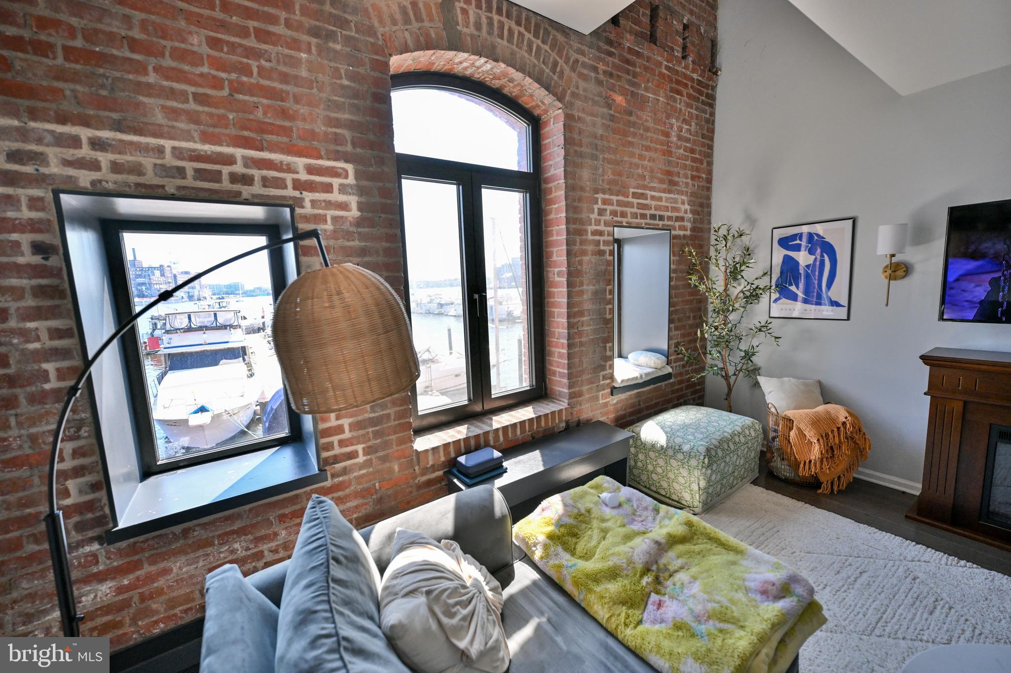 FELLS POINT HISTORIC DISTRICT - Residential