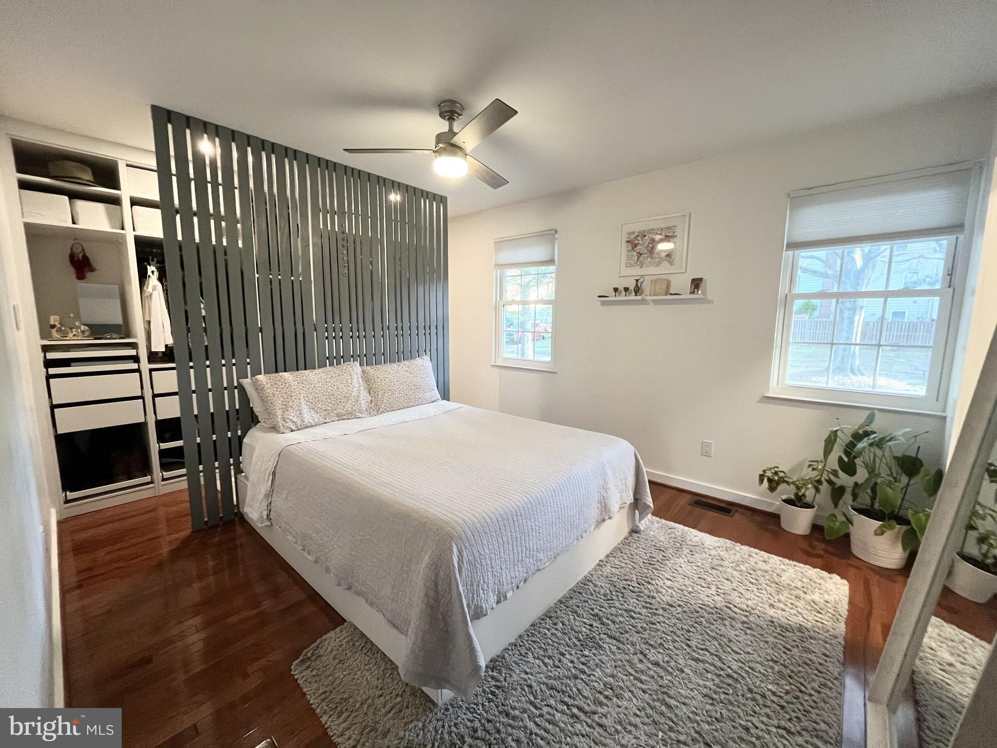 PINEWOOD STATION - Residential Lease