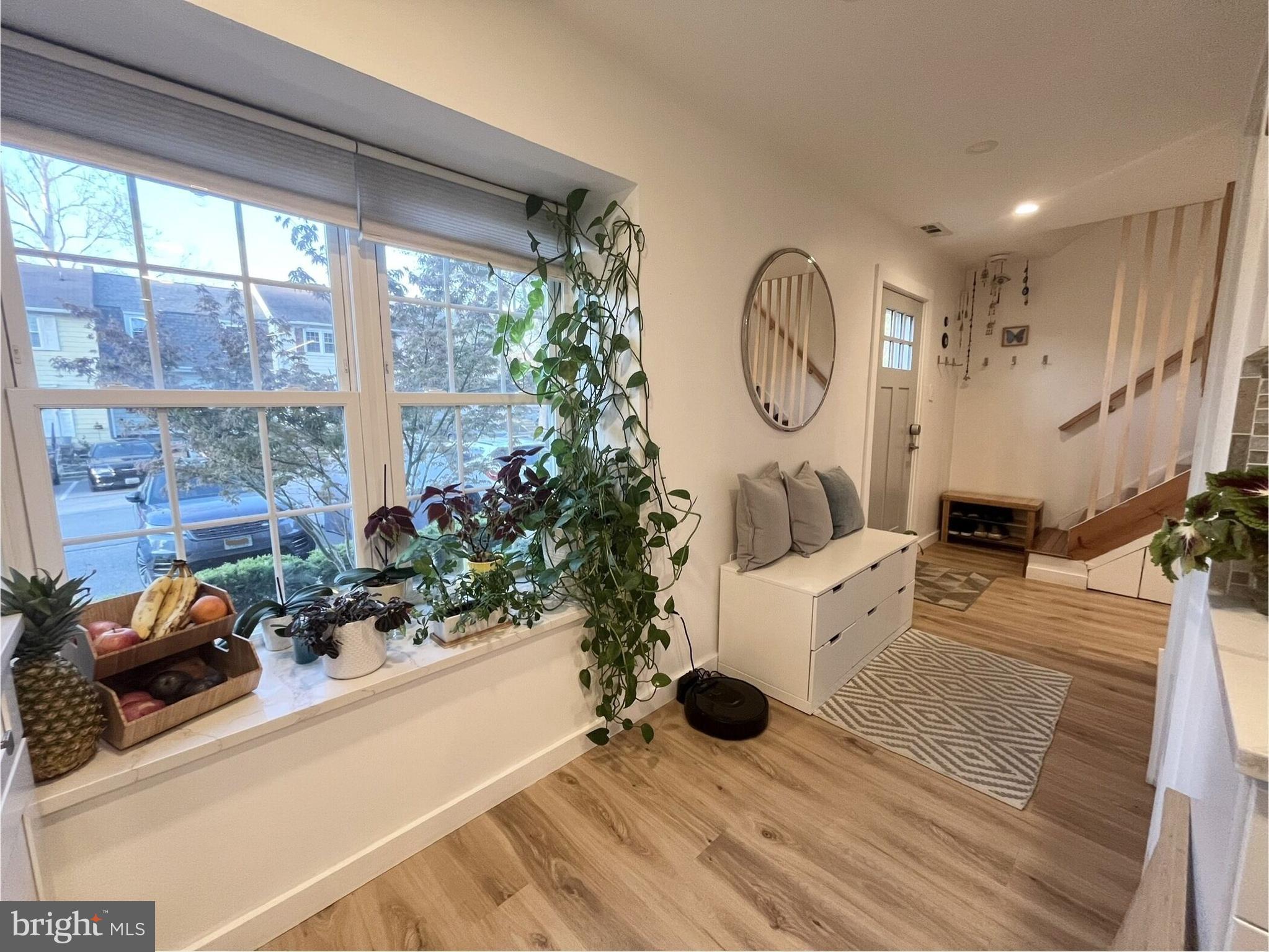 PINEWOOD STATION - Residential Lease