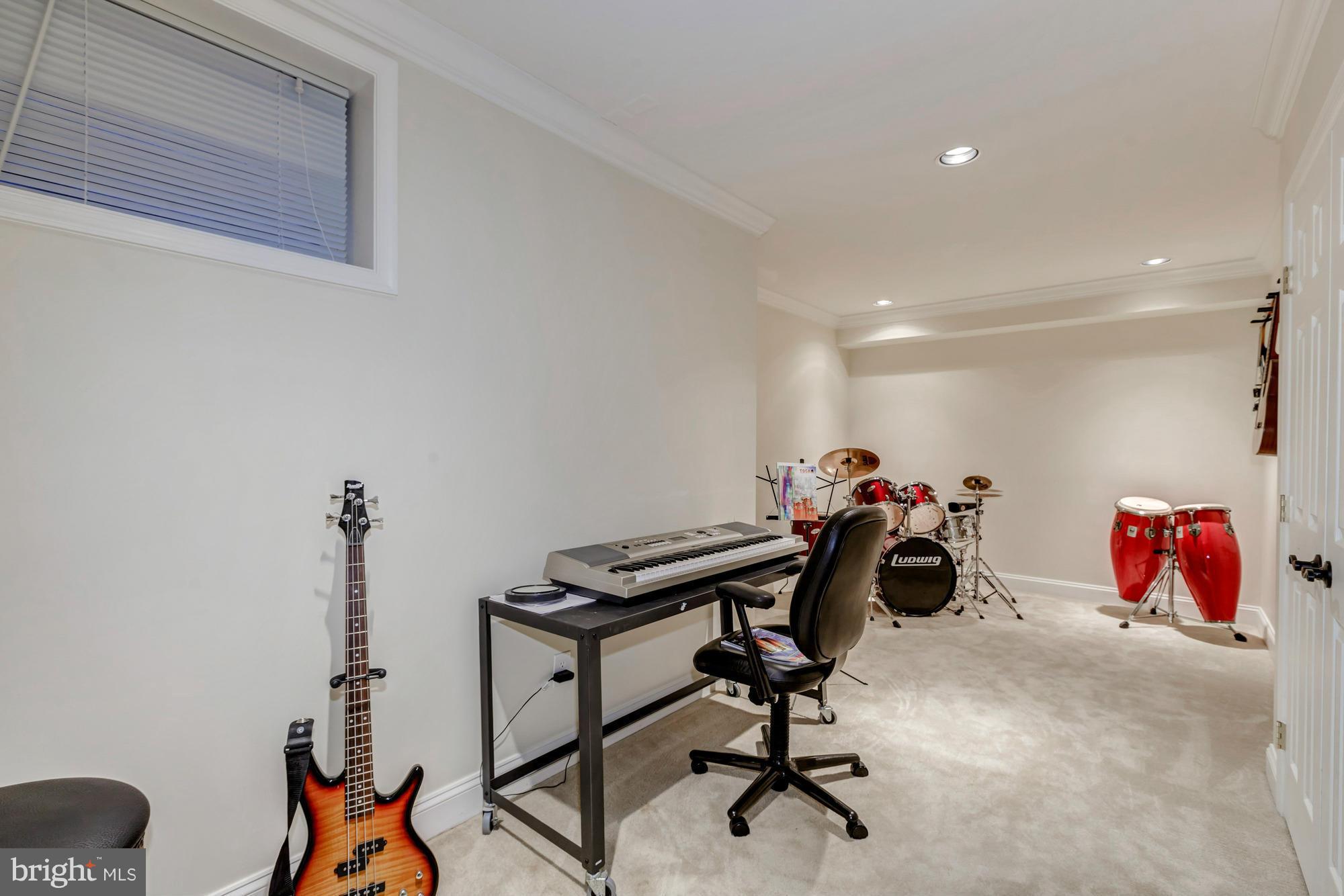 CEDARS OF MC LEAN - Residential
