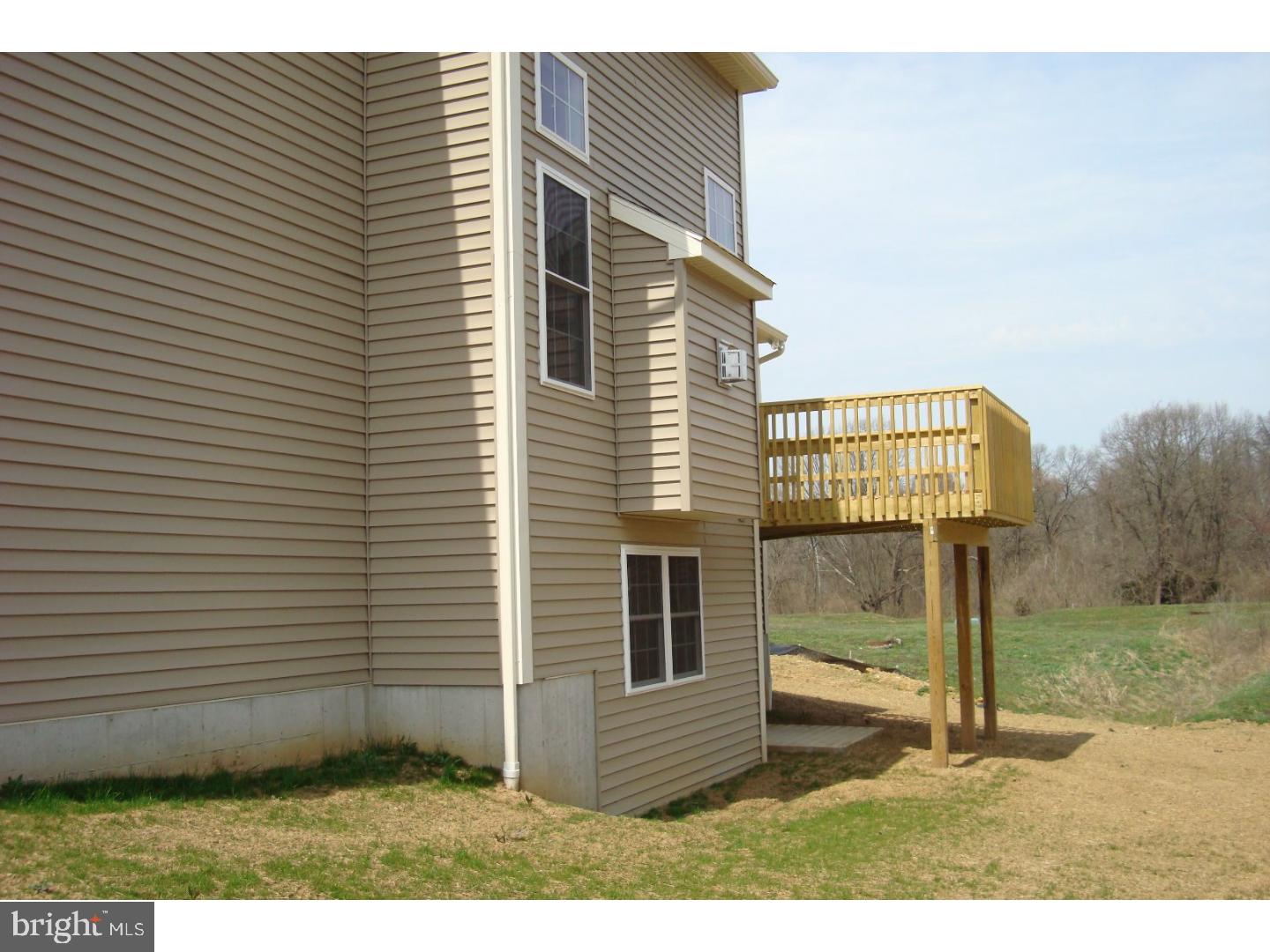 RIVER CREST - Residential