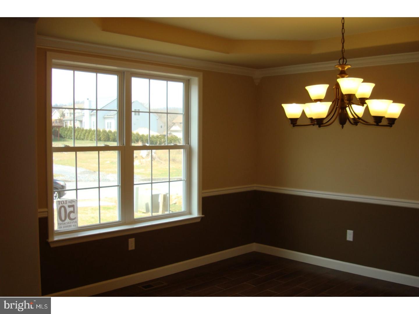 RIVER CREST - Residential