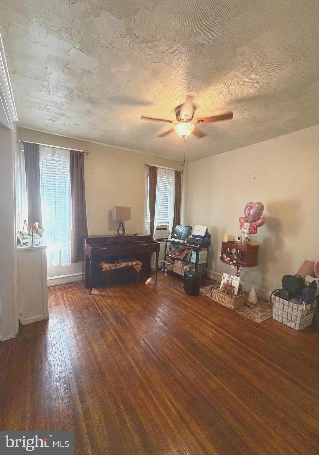 OLNEY - Residential