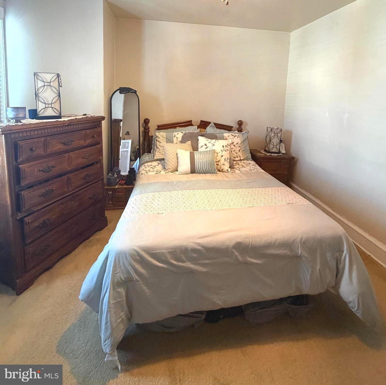 OLNEY - Residential