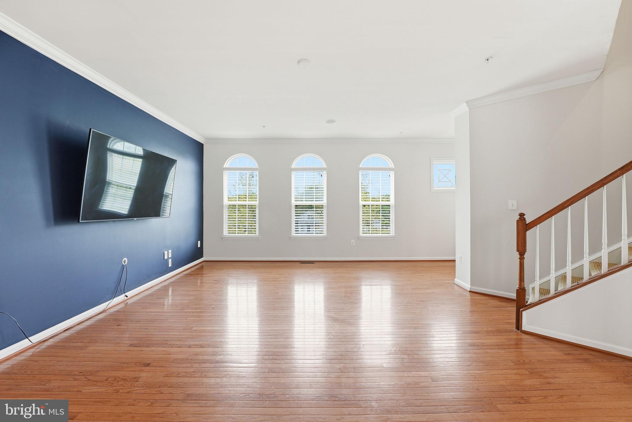 ADDISON ROAD SOUTH - Residential
