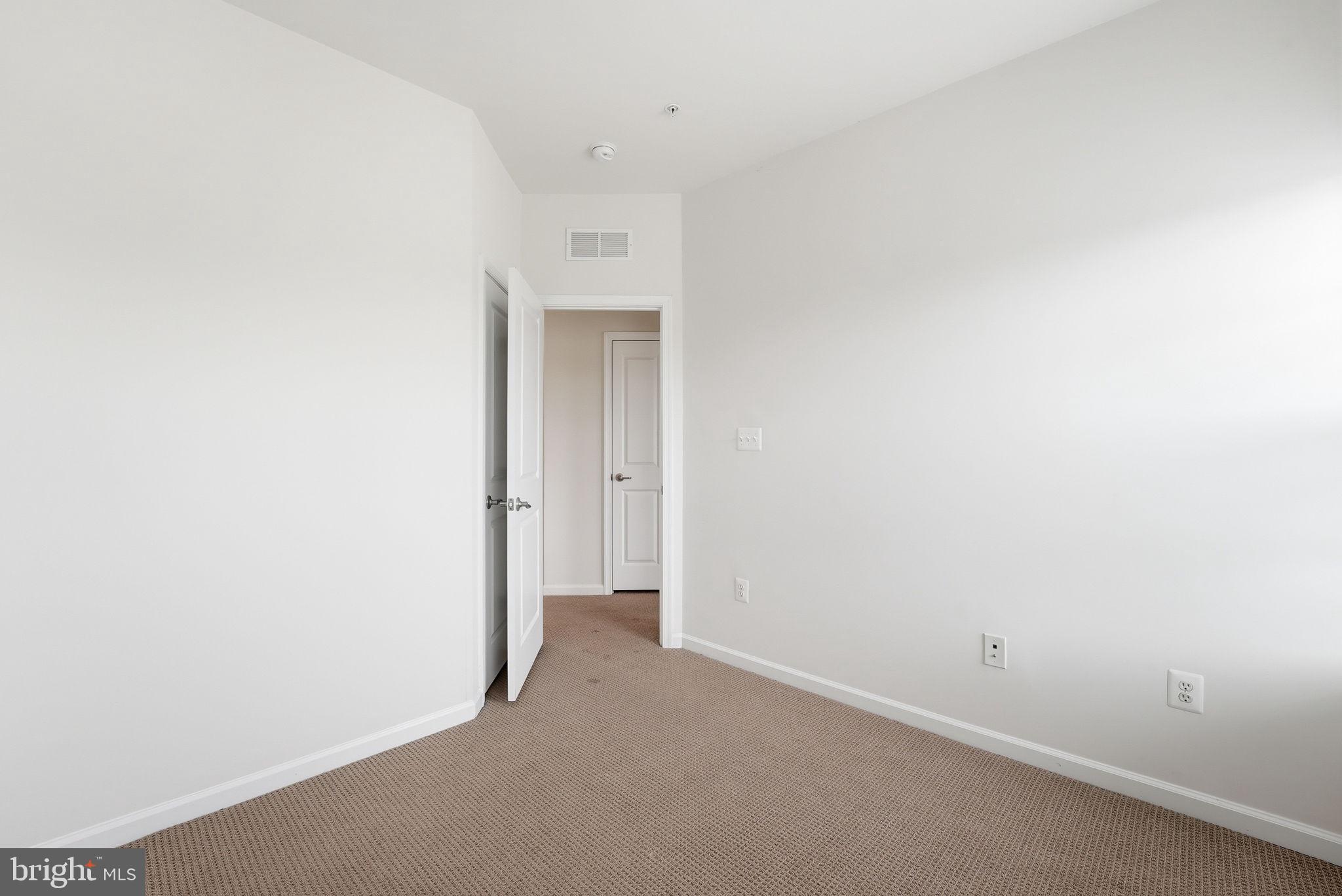 ADDISON ROAD SOUTH - Residential